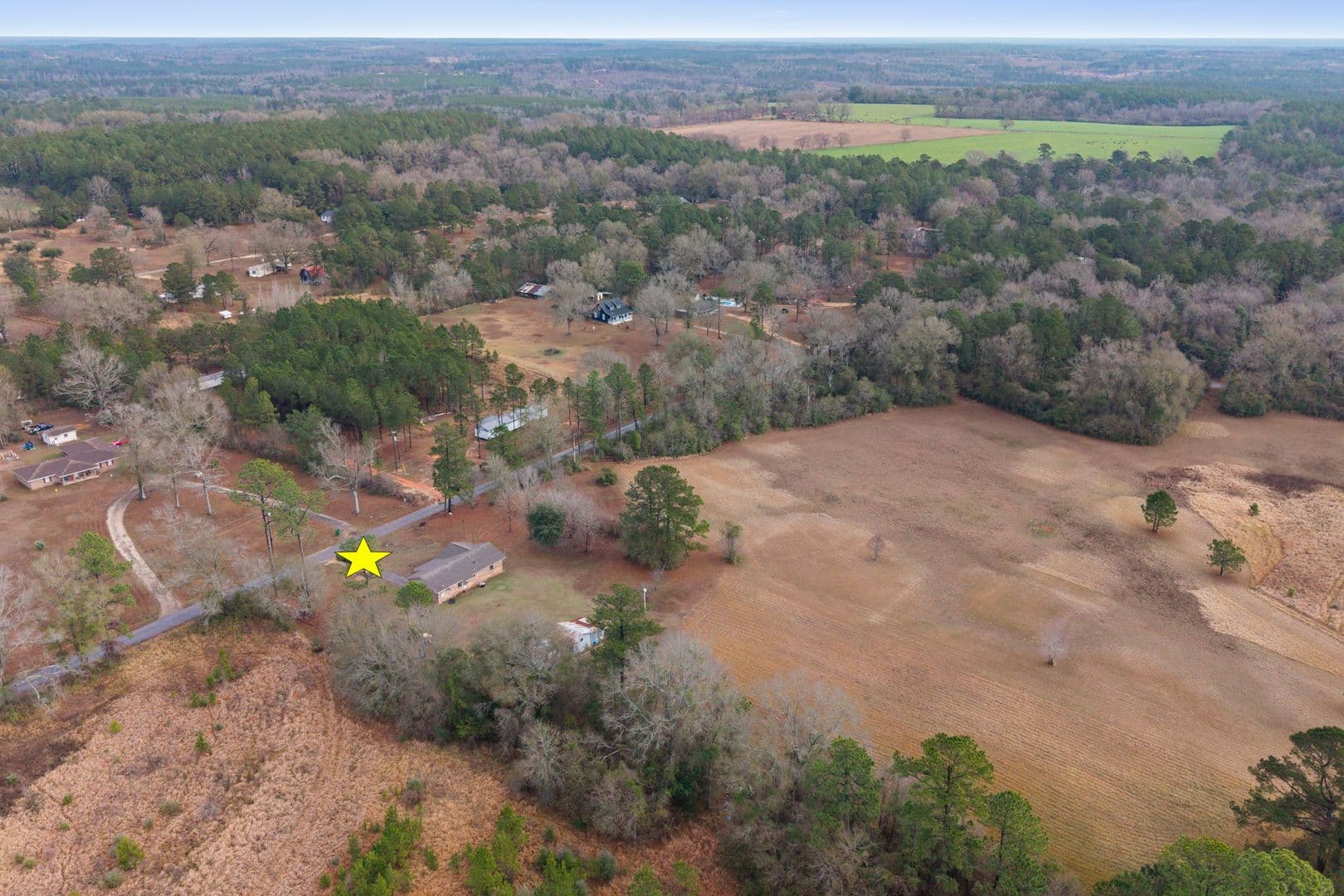 Lucedale House: 373 Chill Churchwell Loop