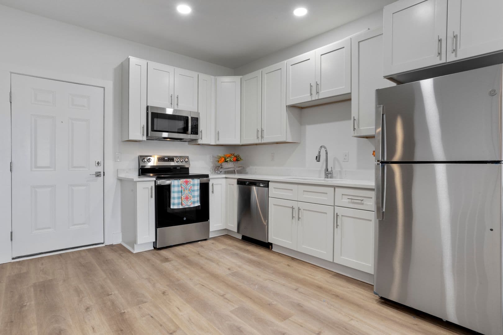Ocean Springs Apartment: 8701 Old Spanish Trail
