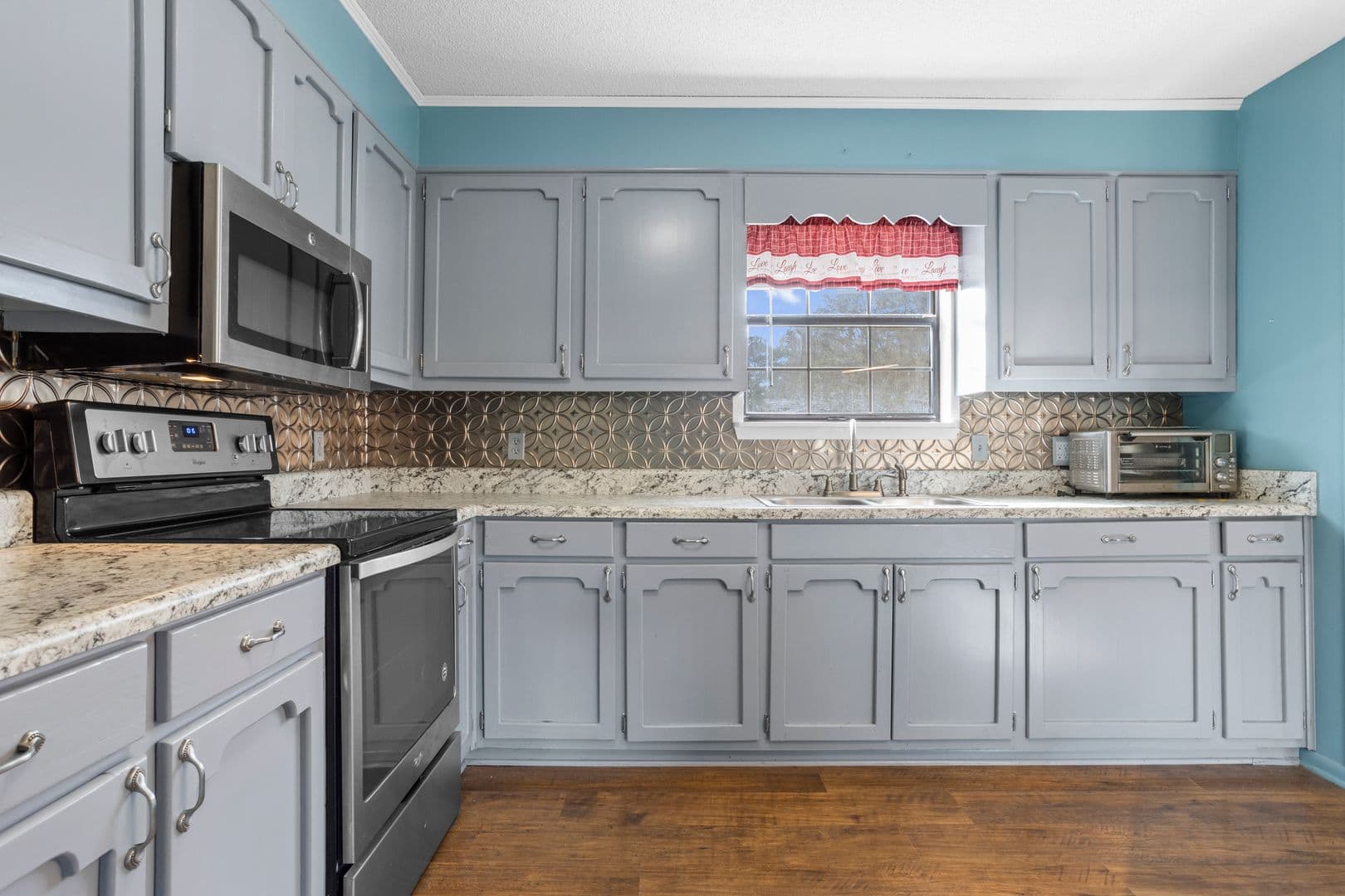 Lucedale House: 373 Chill Churchwell Loop