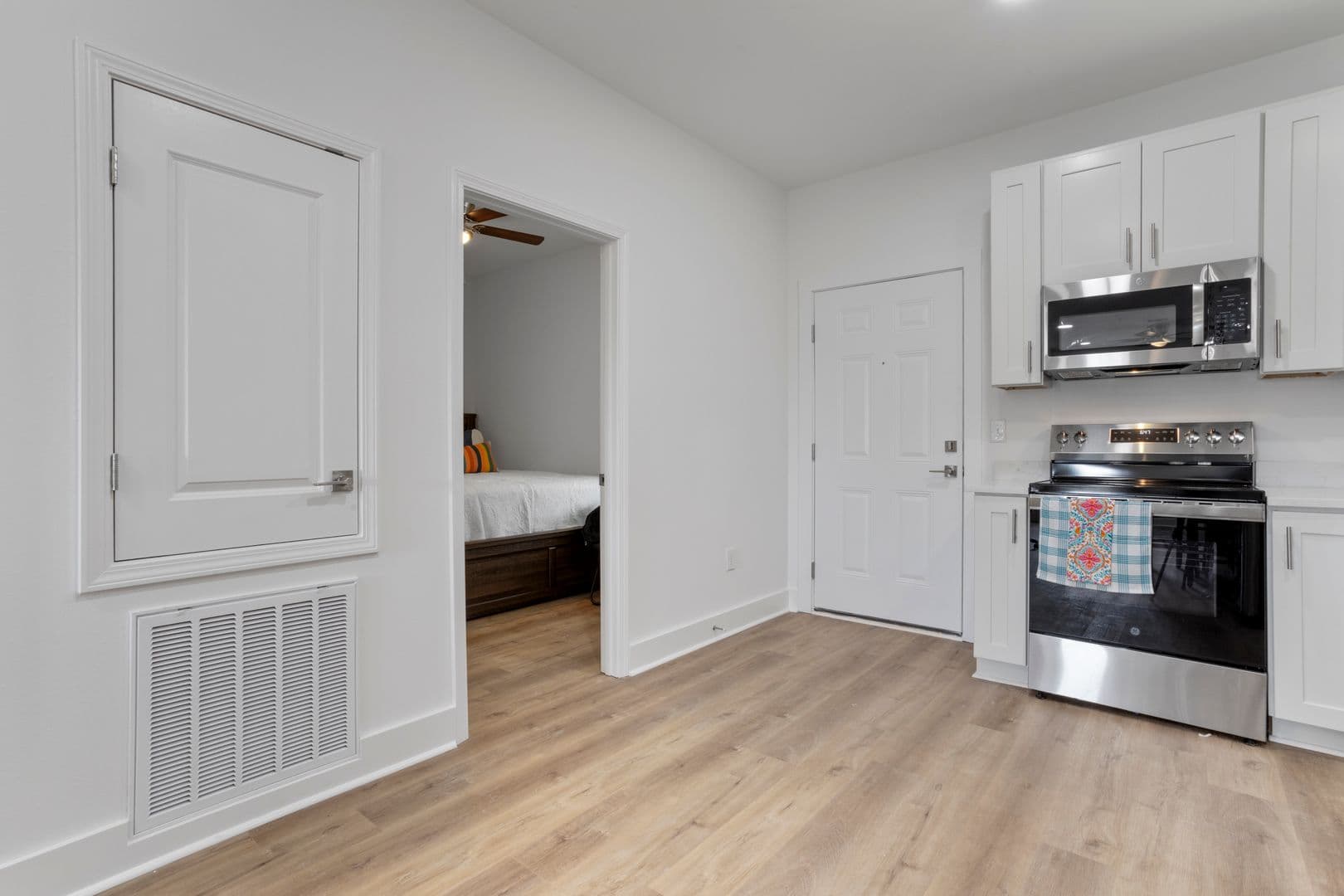 Ocean Springs Apartment: 8701 Old Spanish Trail