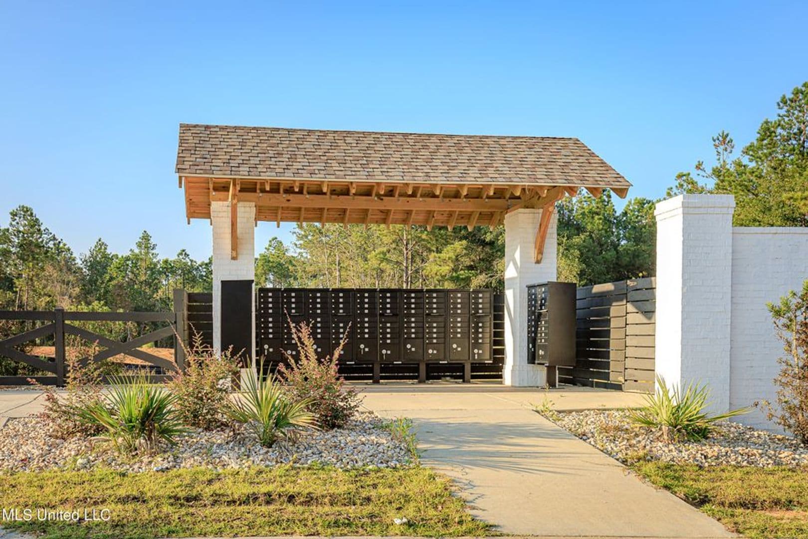 Gulfport House: 14180 Sanctuary Trail Drive