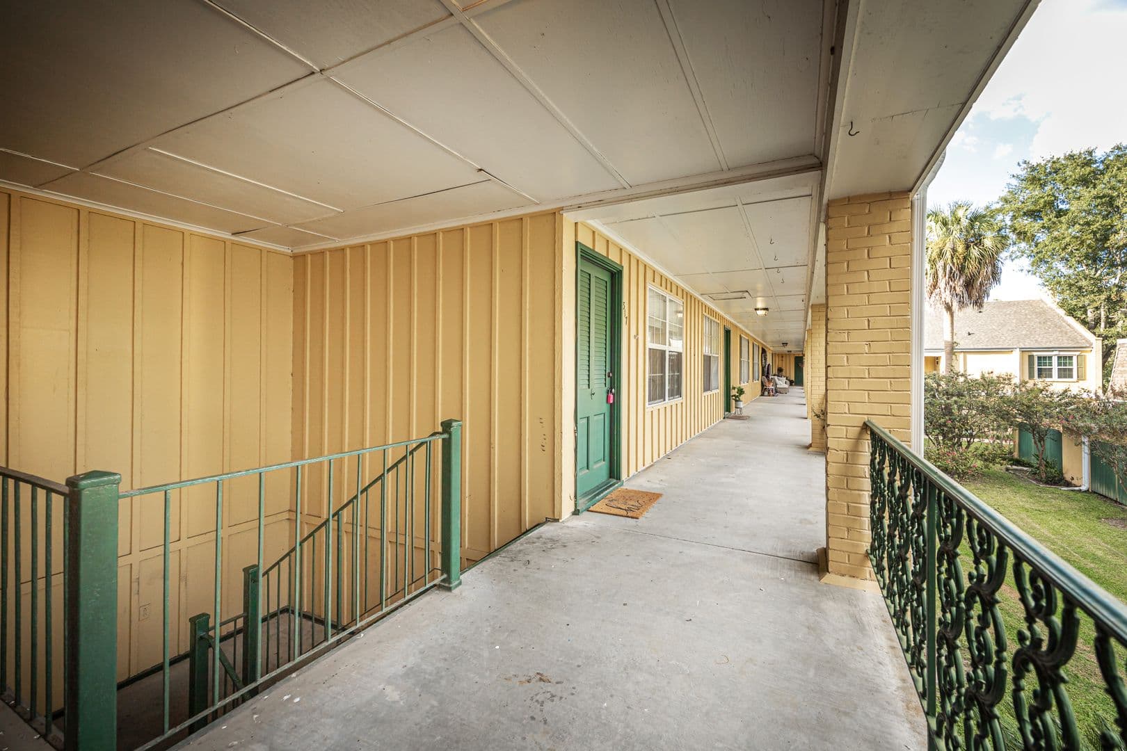 Pascgoula House: 3310 Washington Avenue Unit 1317