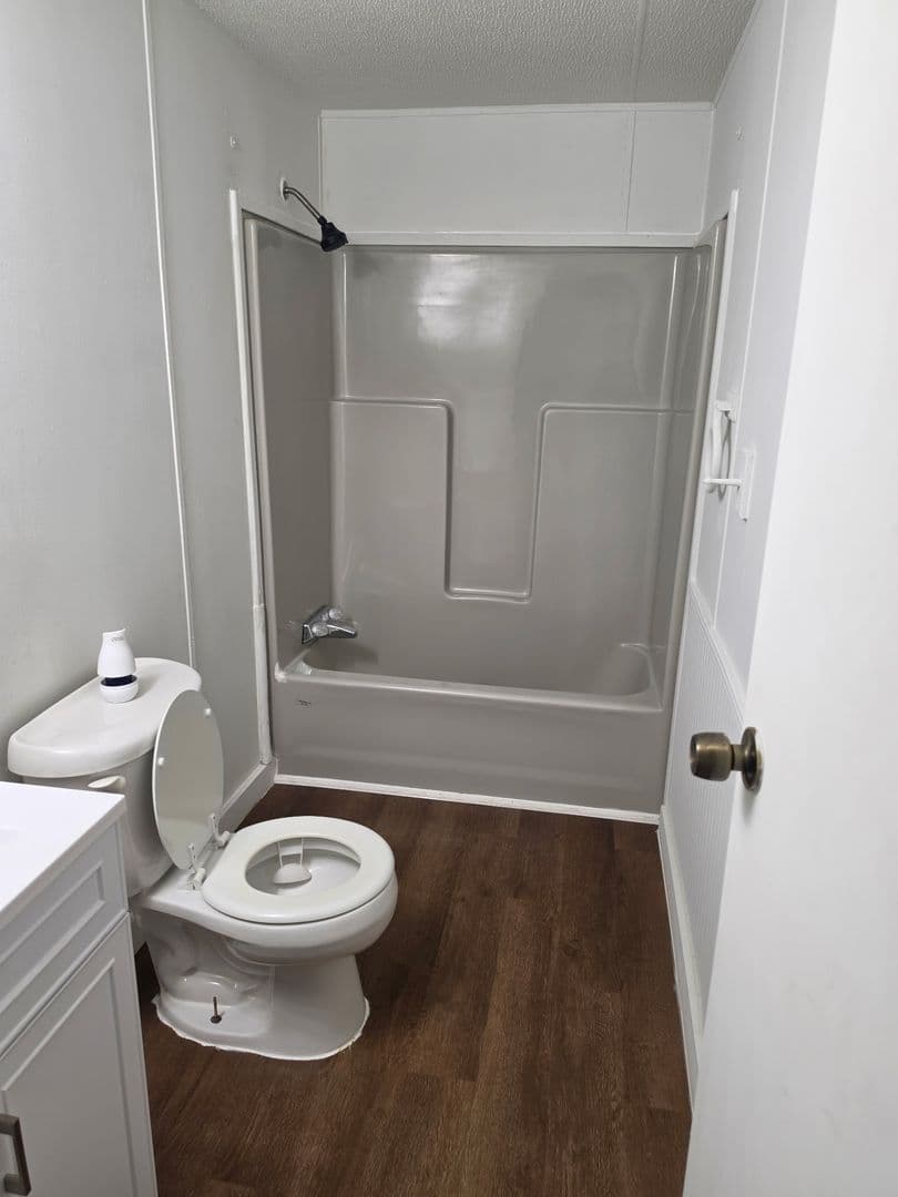 Lucedale Apartment: 144 Katie Eubanks Road