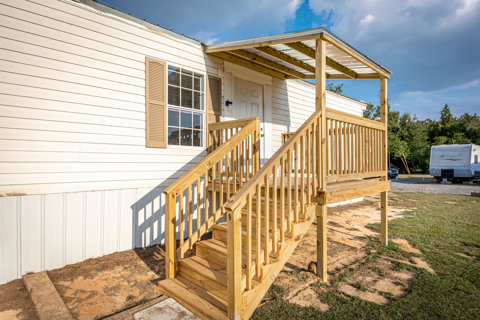 Lucedale Apartment: 144 Katie Eubanks Road