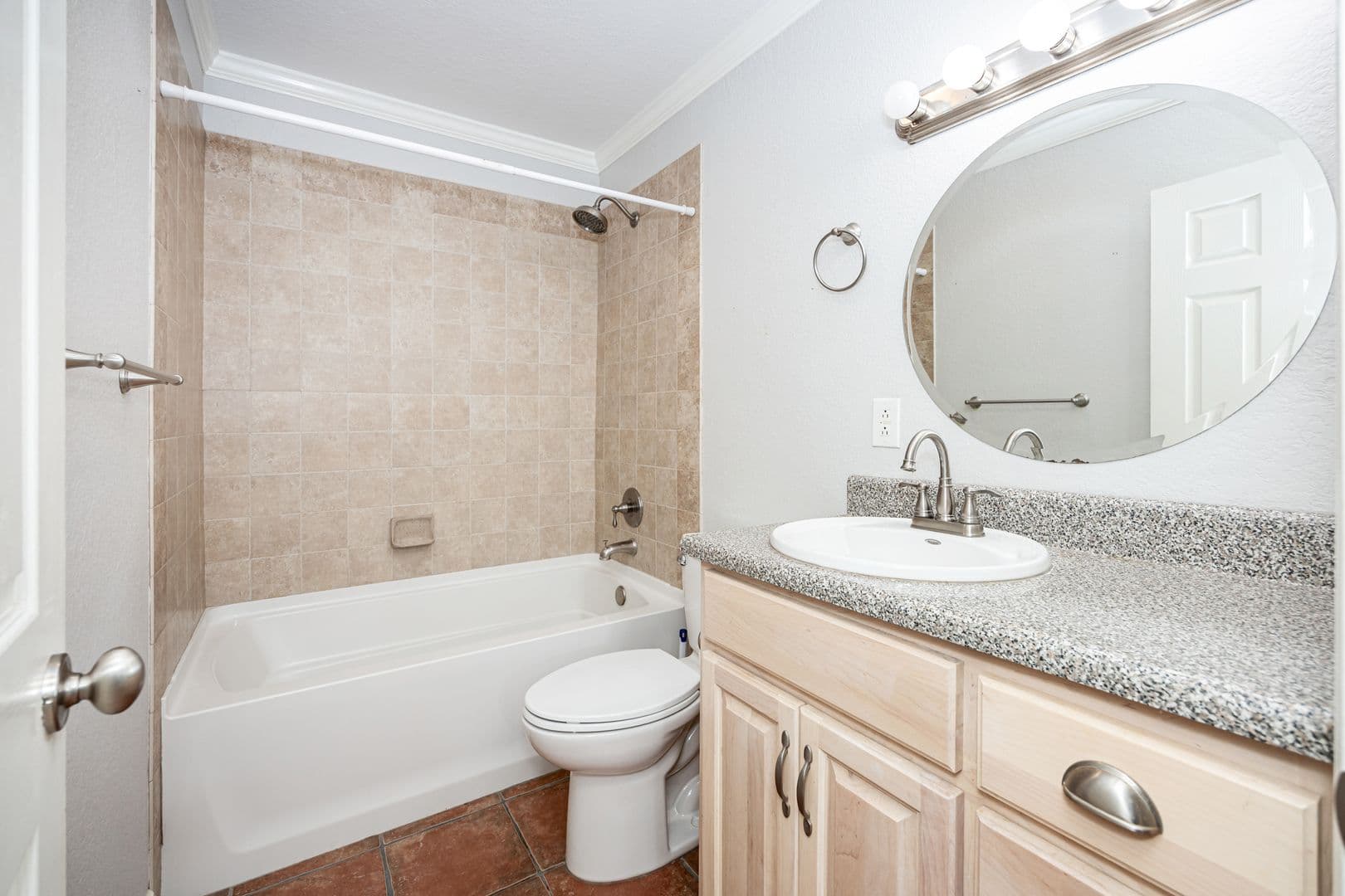 Pascgoula House: 3310 Washington Avenue Unit 1317
