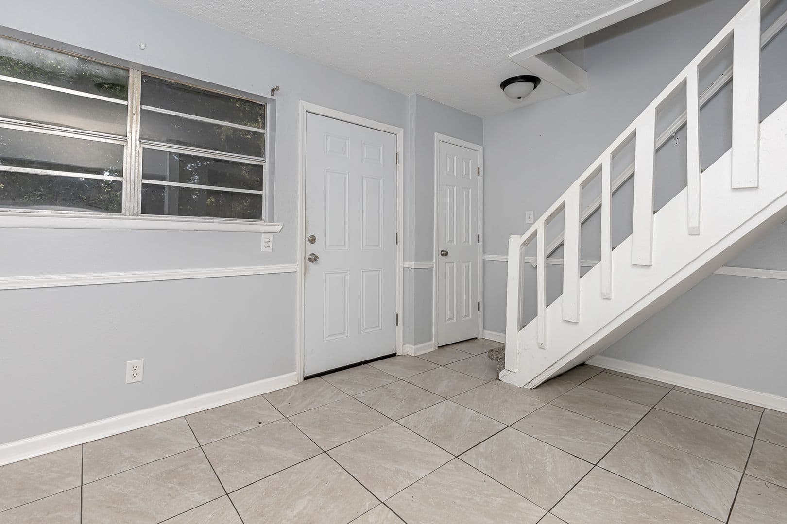 Pascagoula Apartment: 3419 Hospital Road