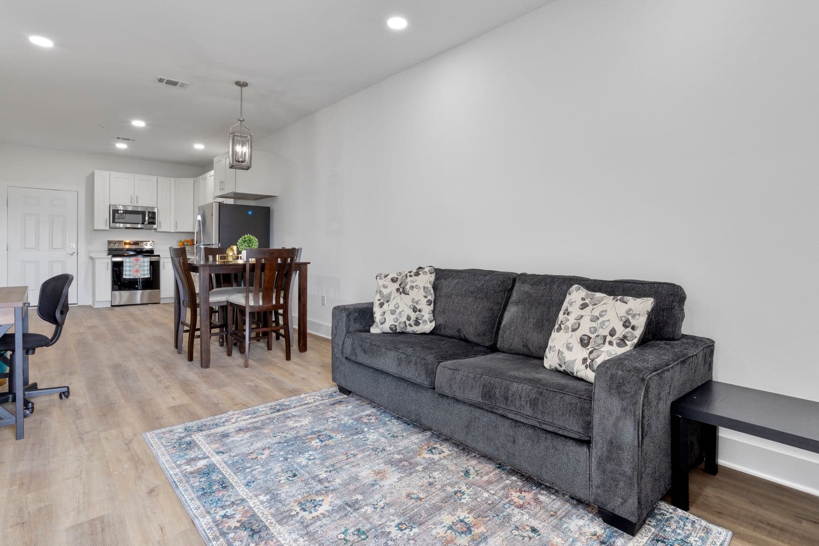 Ocean Springs Apartment: 8701 Old Spanish Trail