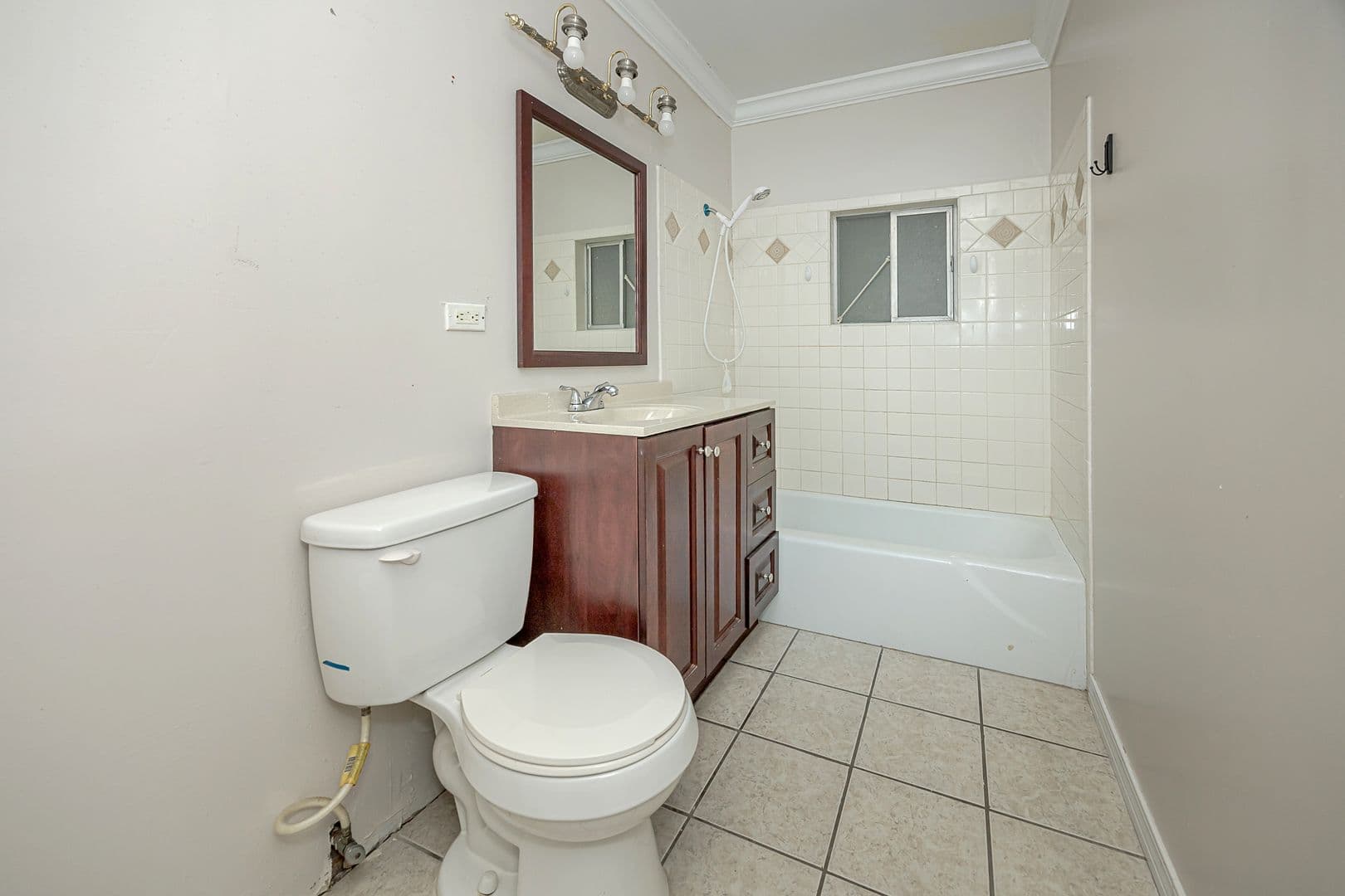 Pascagoula House: 807 Market Street