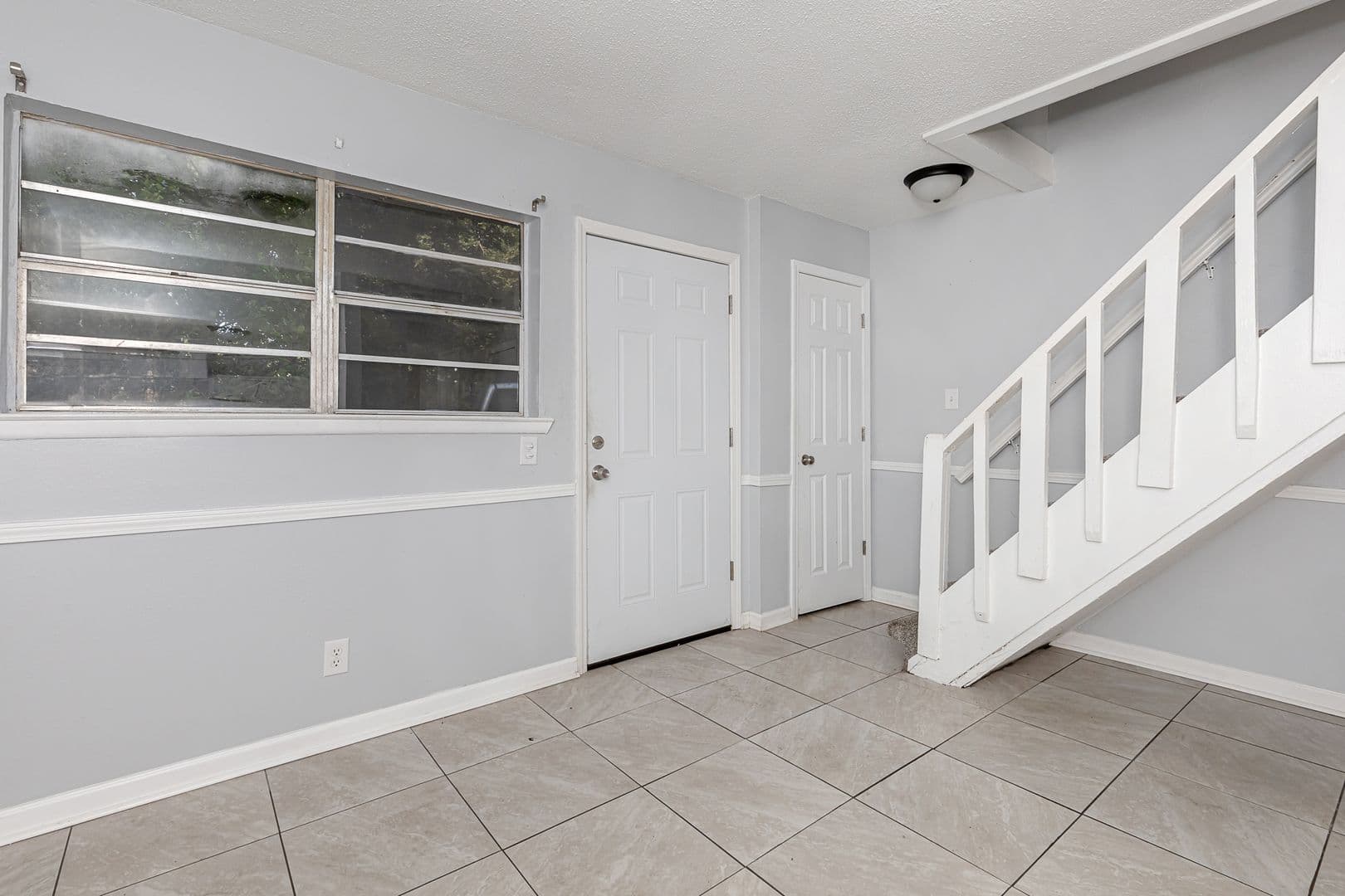 Pascagoula Apartment: 3419 Hospital Road