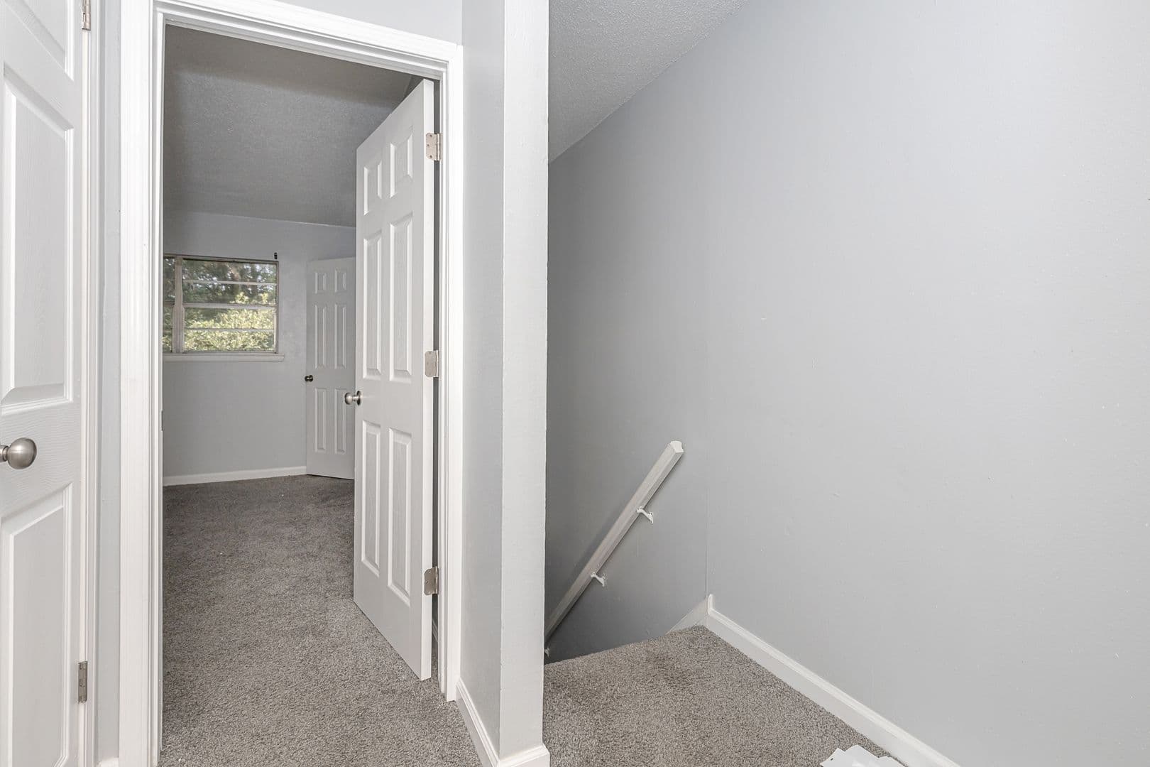 Pascagoula Apartment: 3419 Hospital Road