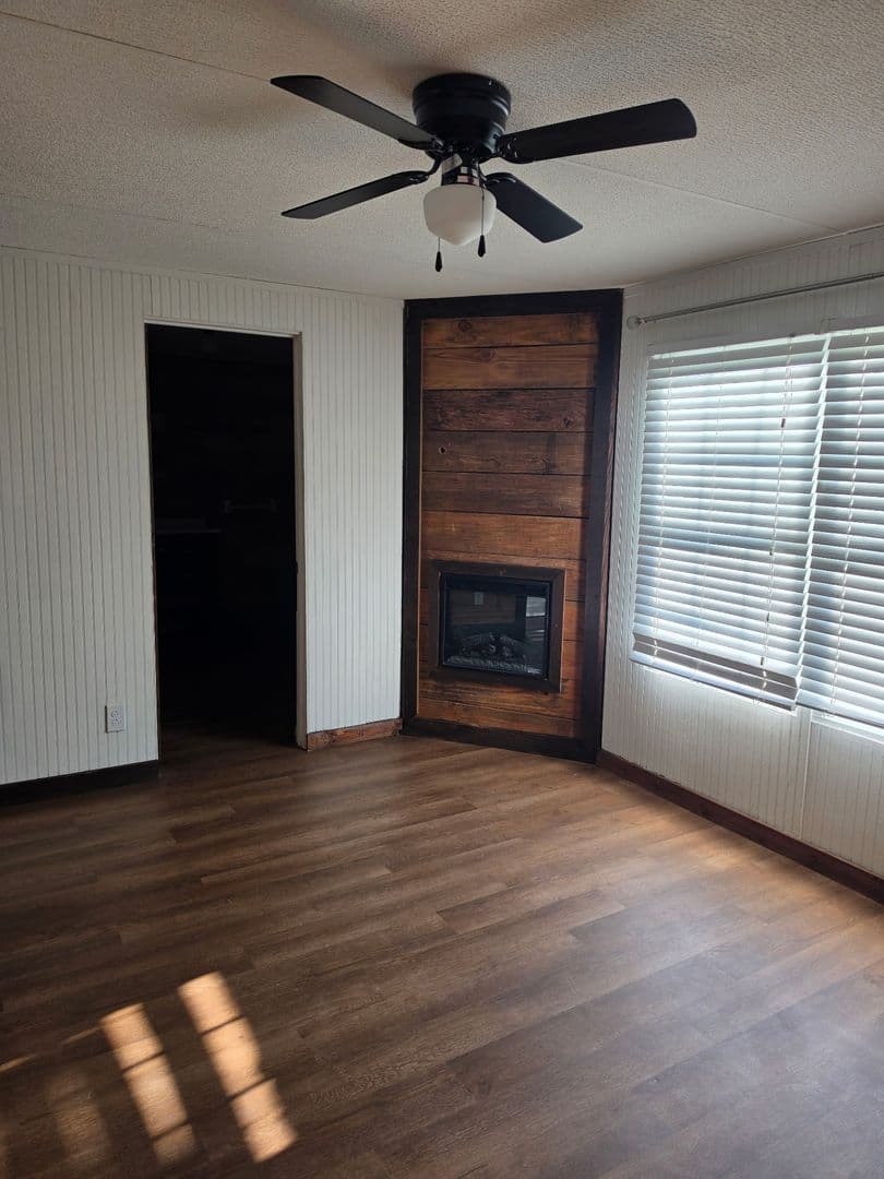 Lucedale Apartment: 144 Katie Eubanks Road