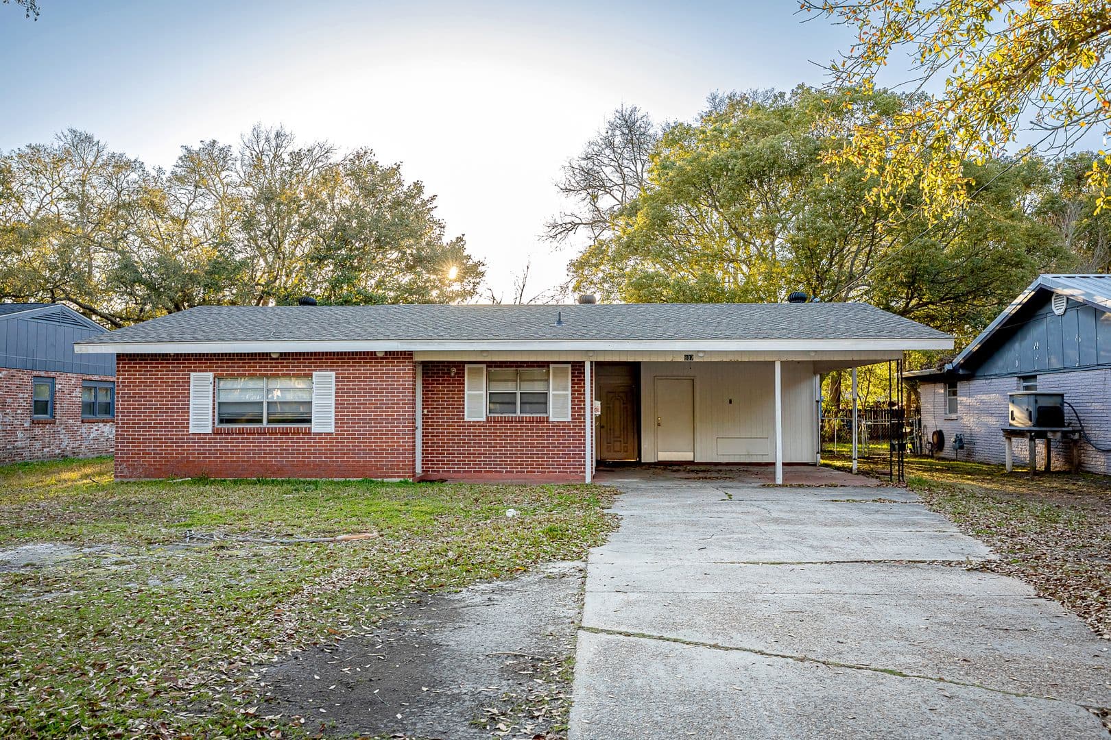 Pascagoula House: 807 Market Street