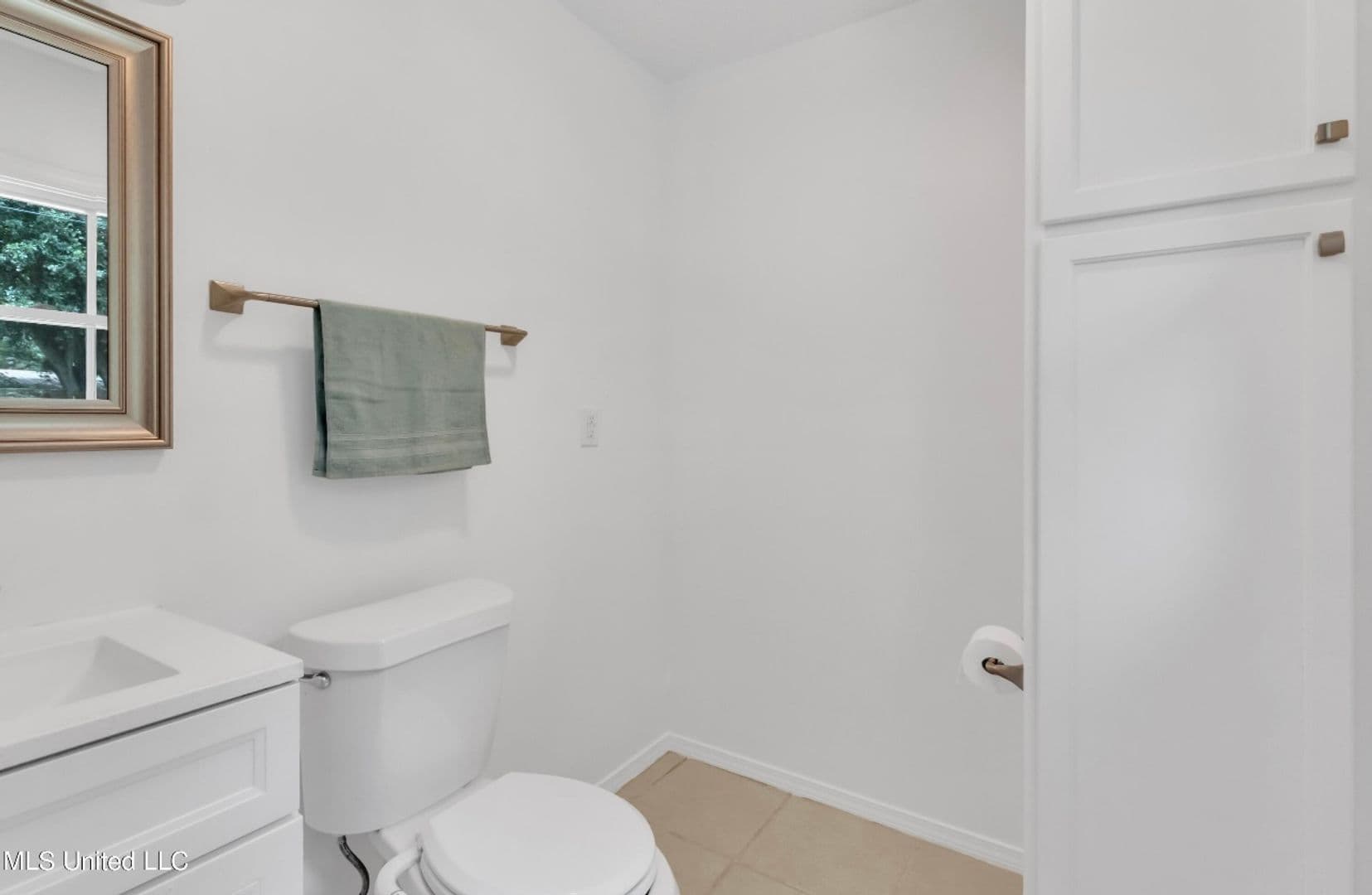 Pascagoula House: 2211 Tucker Ave