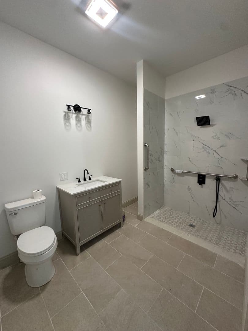 Providence Apartment: 531 Smith St - Unit 103