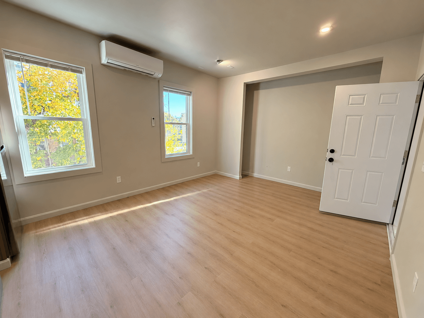 Providence Apartment: 11 Higgins Ave - Unit 3R