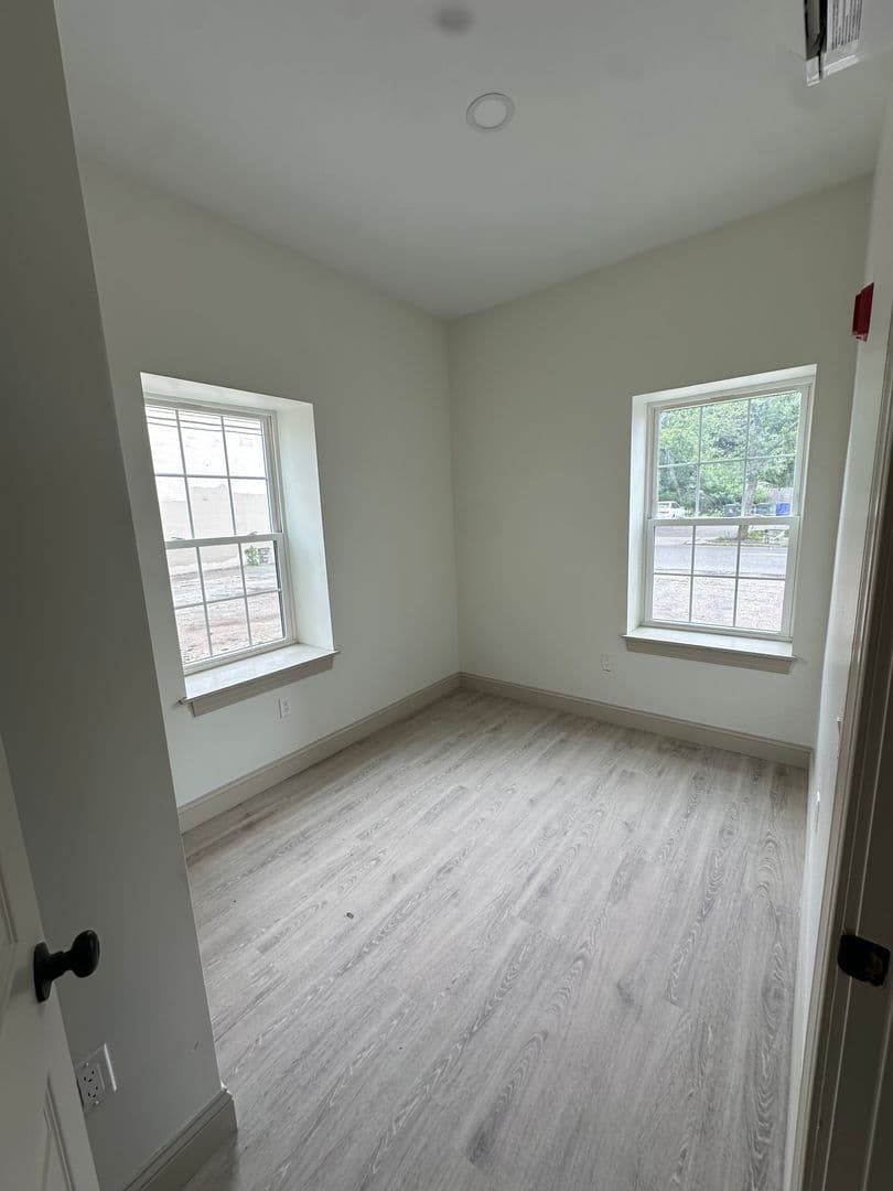 Providence Apartment: 531 Smith St - Unit 103