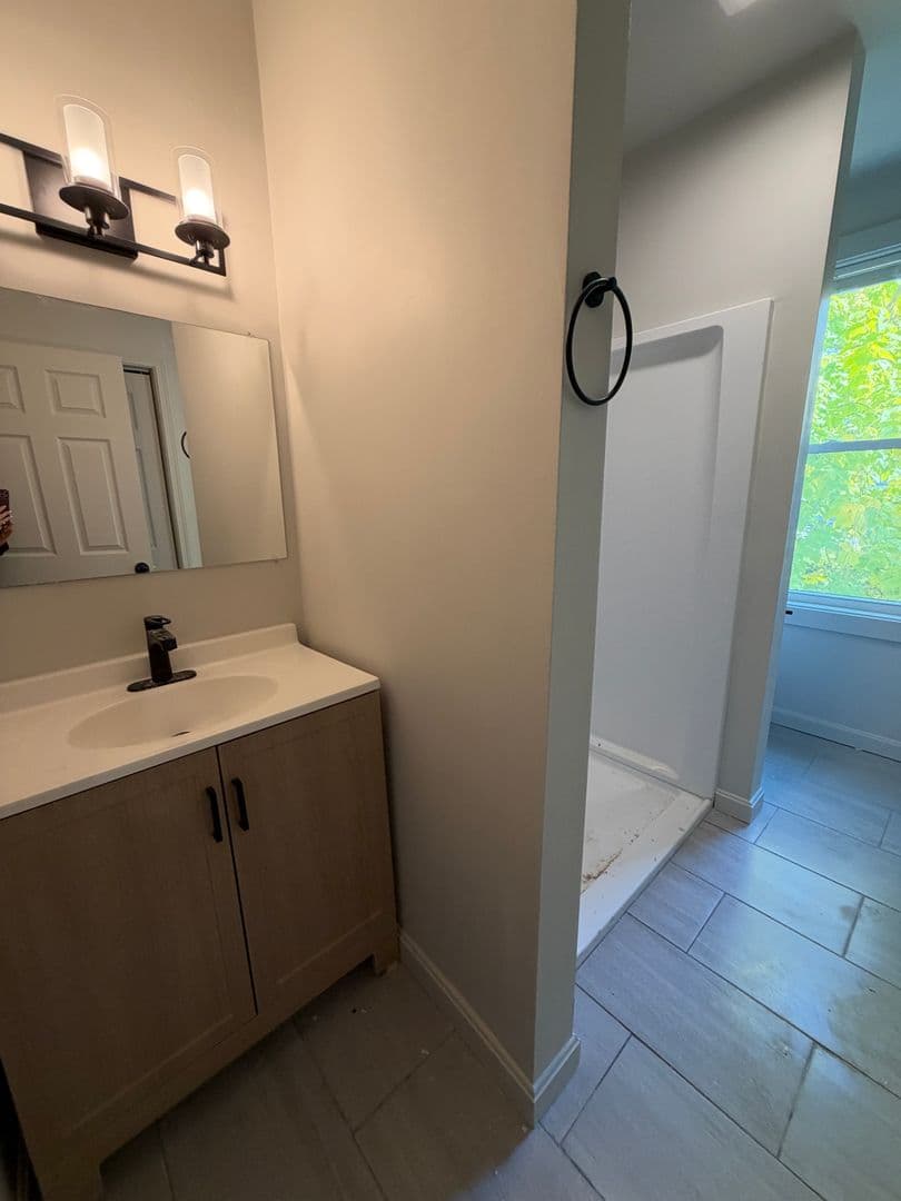 Providence Apartment: 11 Higgins Ave - Unit 3R