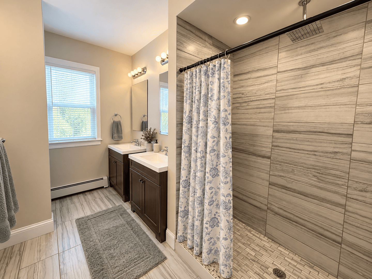 Providence Apartment: 139-141 Oakland Ave Unit #3