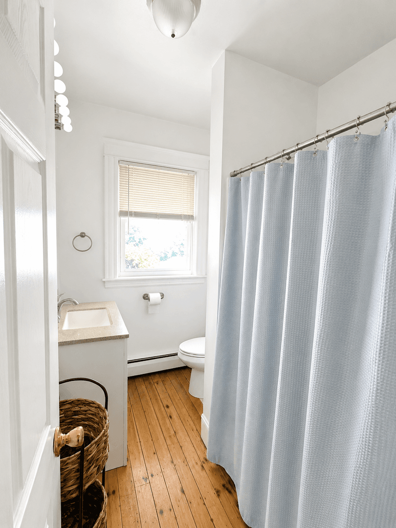 Providence Apartment: 37-39 Pembroke Ave  - Unit #2