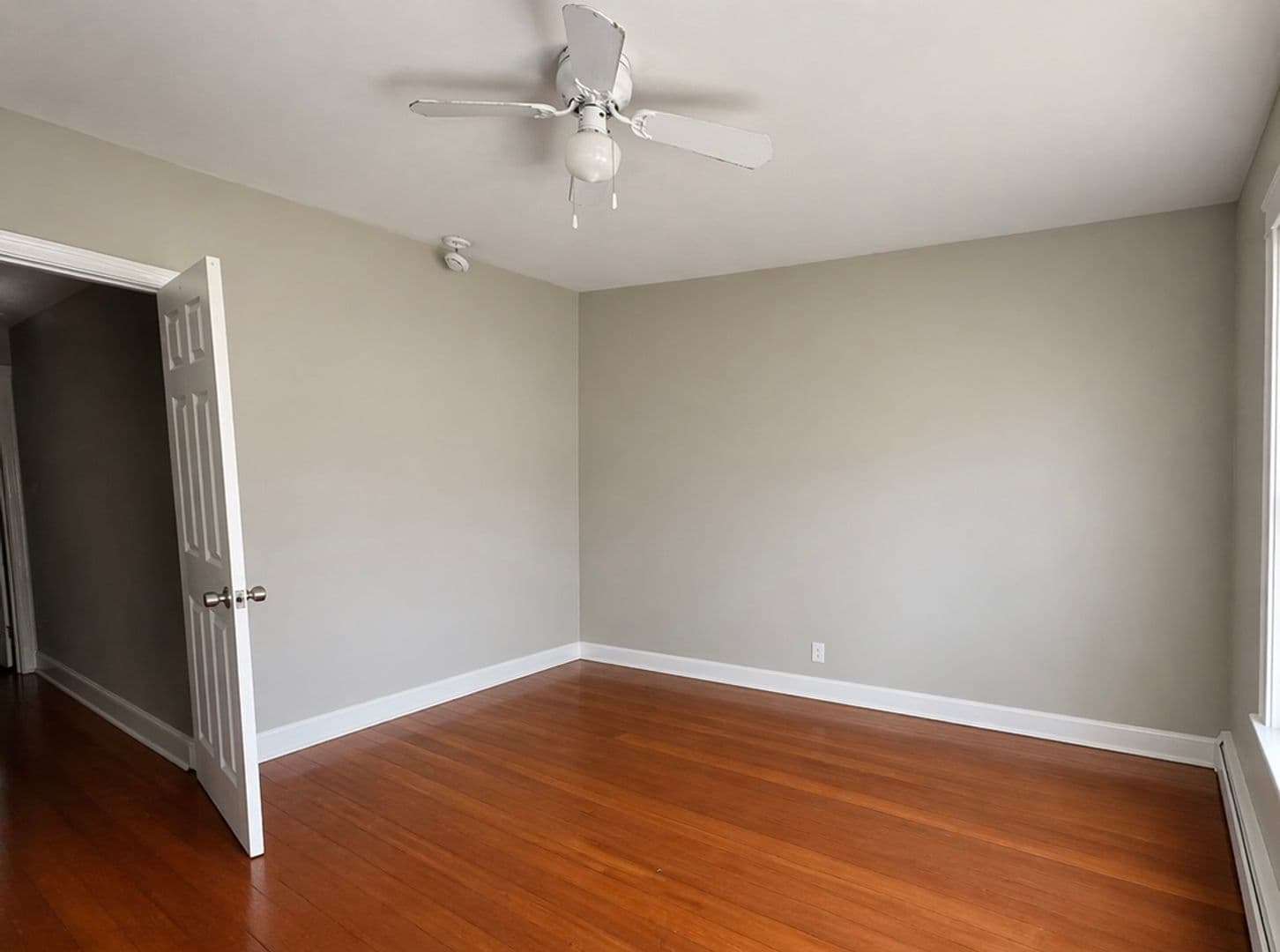 Providence Apartment: 37-39 Pembroke Ave  - Unit #2
