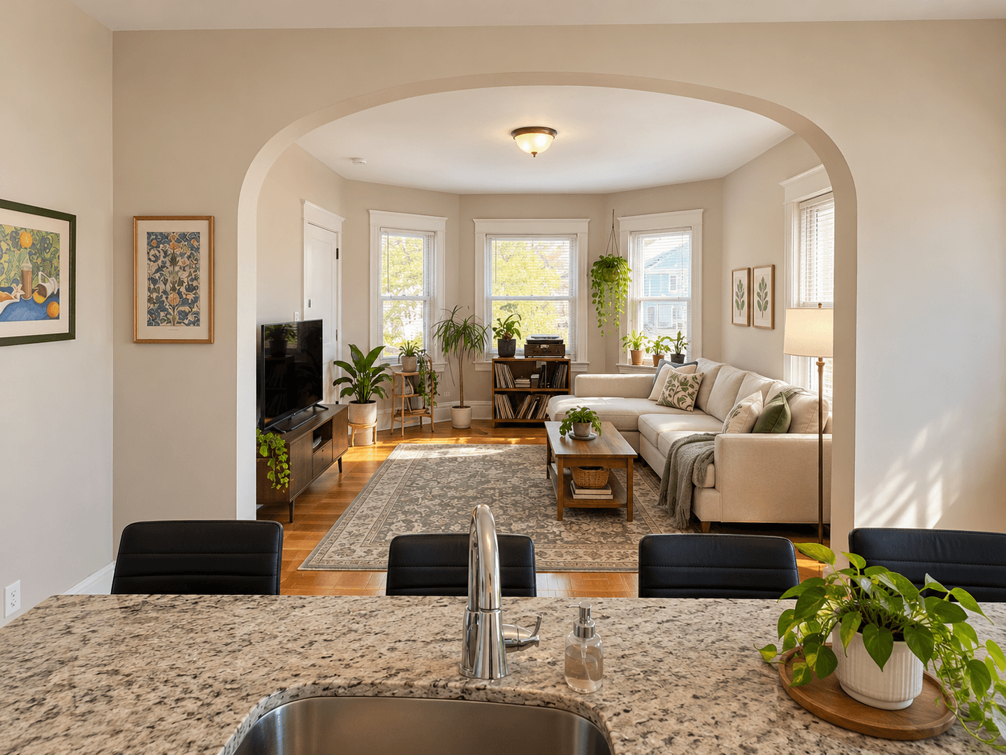 Providence Apartment: 139-141 Oakland Ave Unit #3