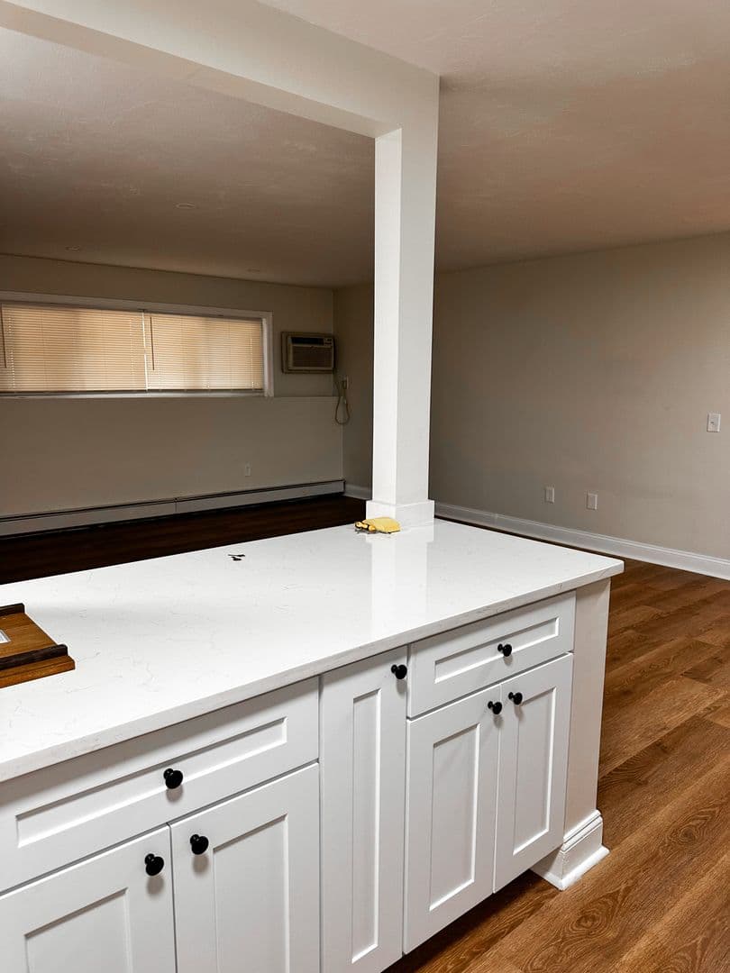 Cranston Apartment: 383-435 Oaklawn Ave
