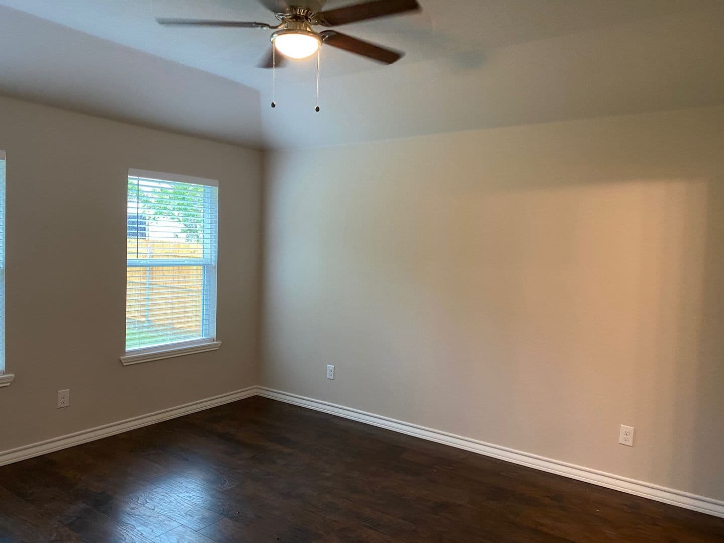 Fort Worth House: 835 E Harvey Ave