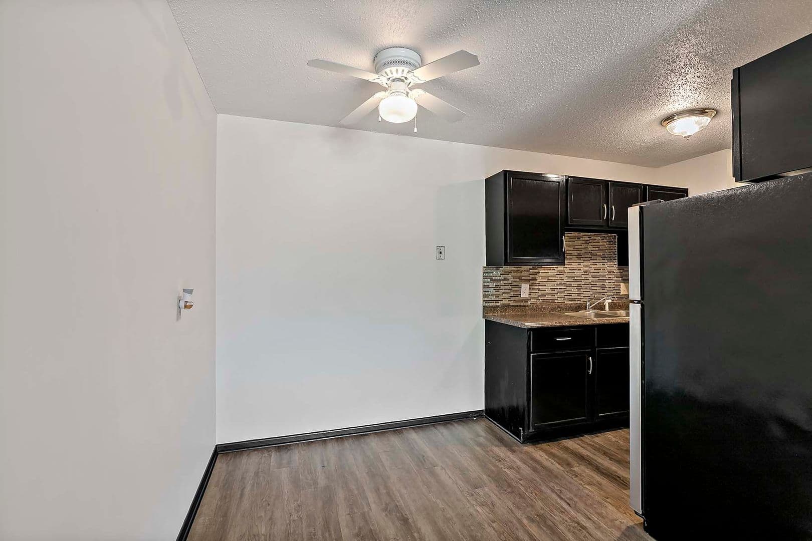 Crystal Apartment: 7710 36th Ave N
