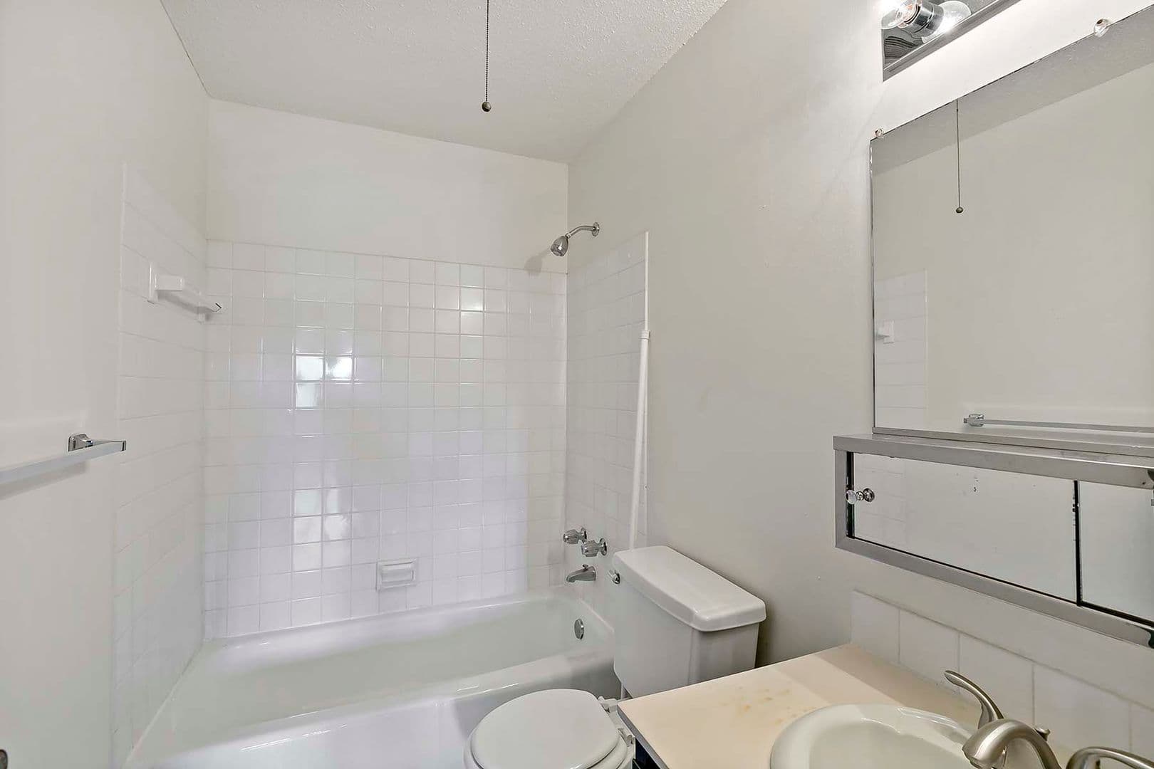 Crystal Apartment: 7710 36th Ave N