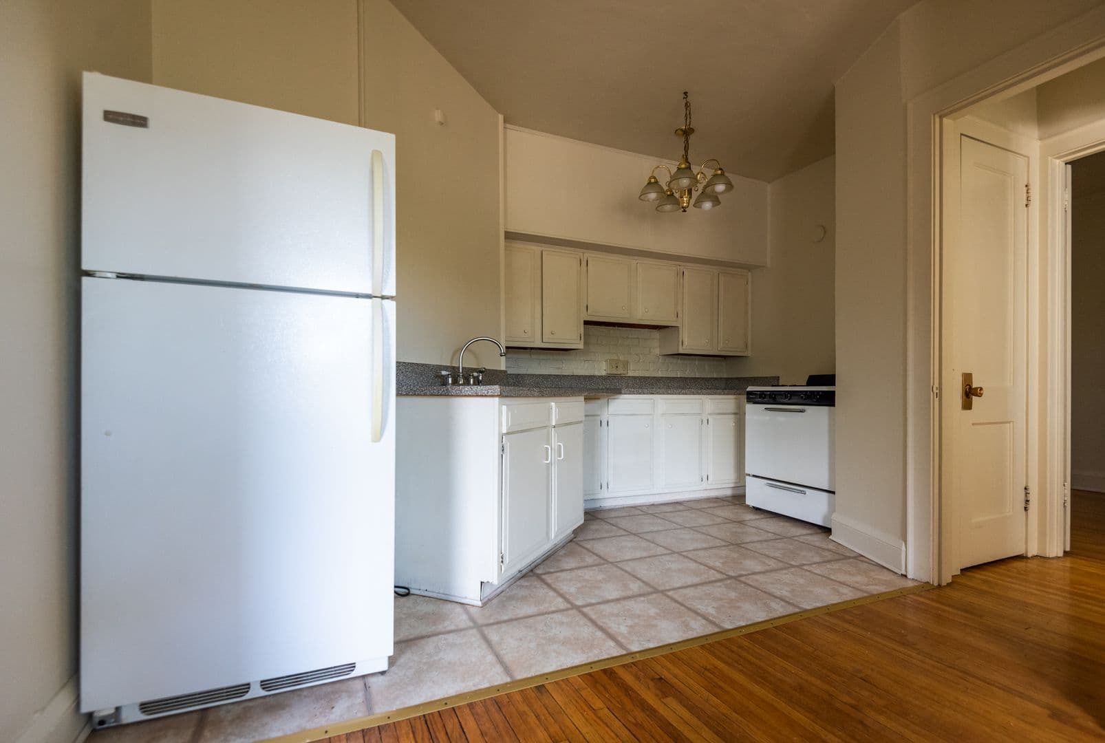 Minneapolis Apartment: 3418 Emerson Ave S
