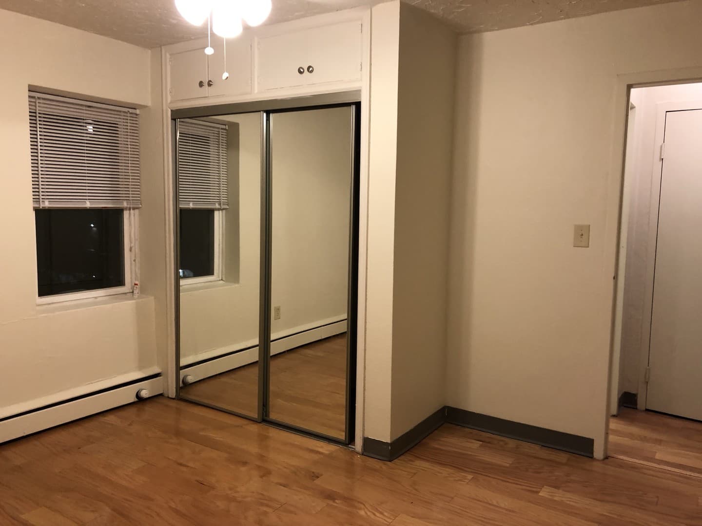 Minneapolis Apartment: 3421 & 3429 Emerson Ave S