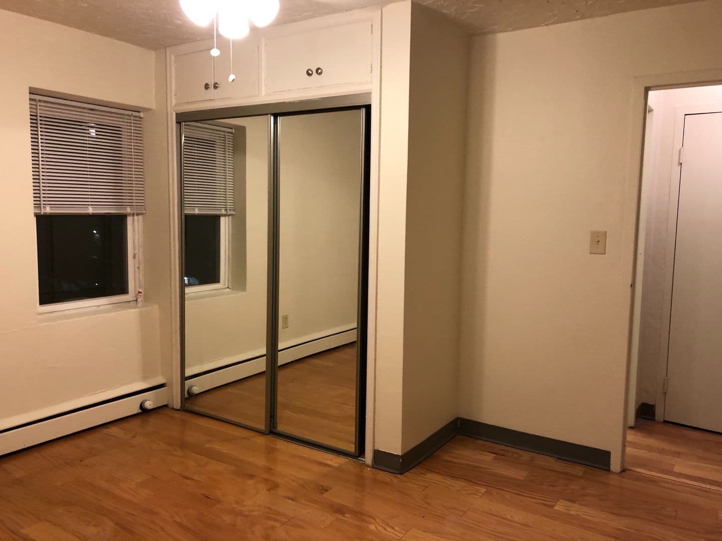 Minneapolis Apartment: 3421 & 3429 Emerson Ave S