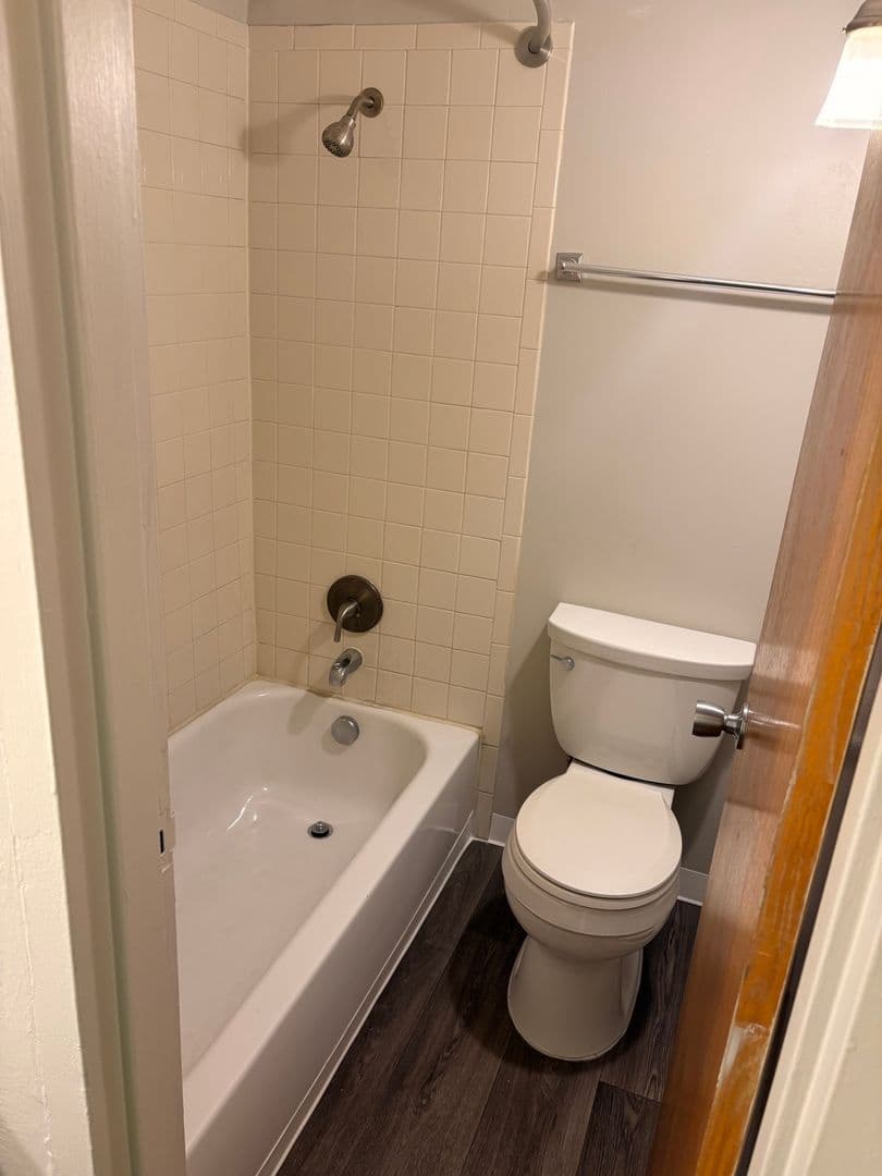 Englewood Apartment: 3595 S. Washington St