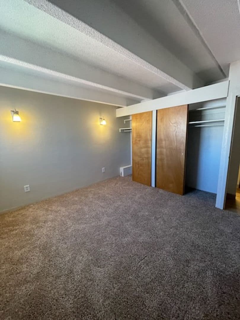 Englewood Apartment: 3595 S. Washington St