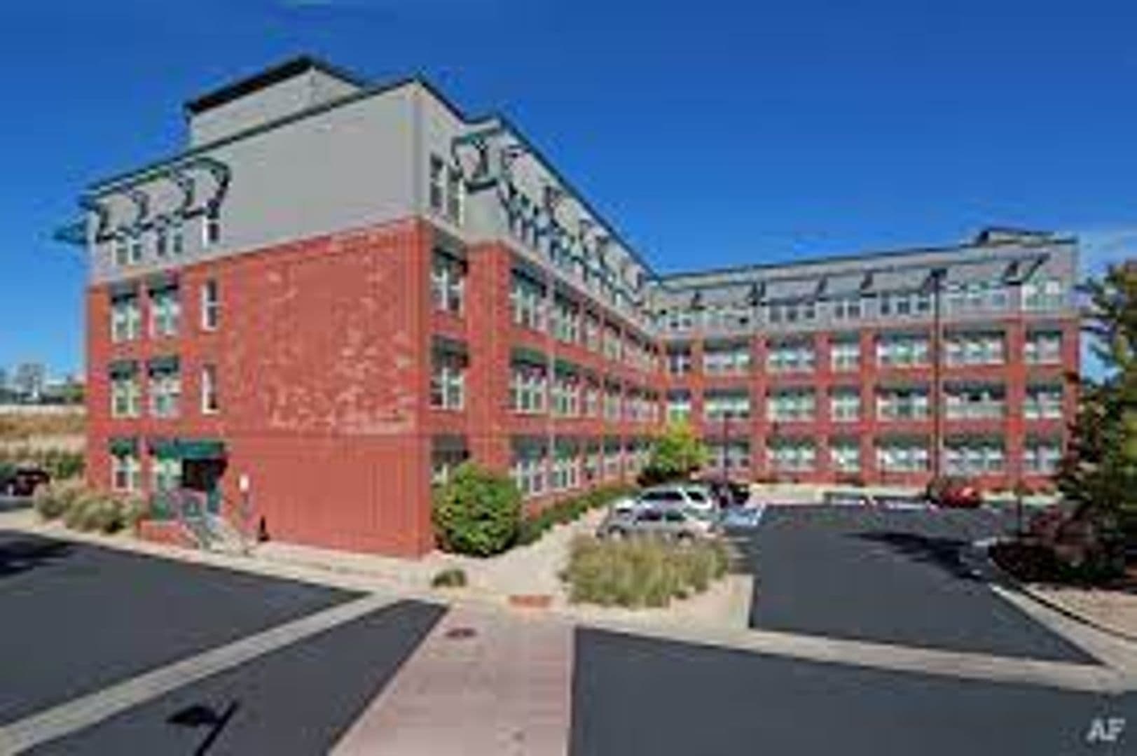 Englewood Apartment: 9783 Pyramid Ct