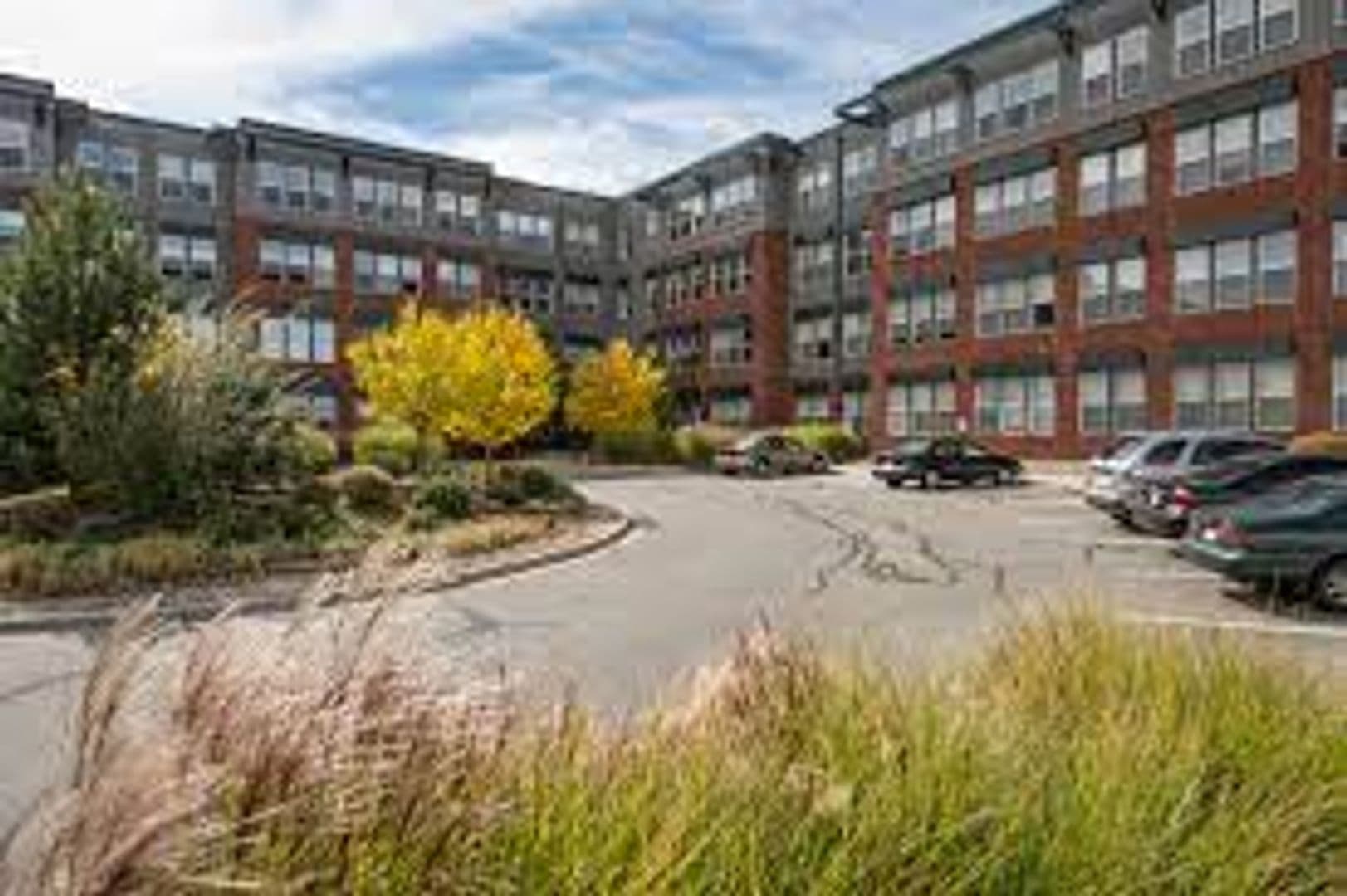 Englewood Apartment: 9783 Pyramid Ct