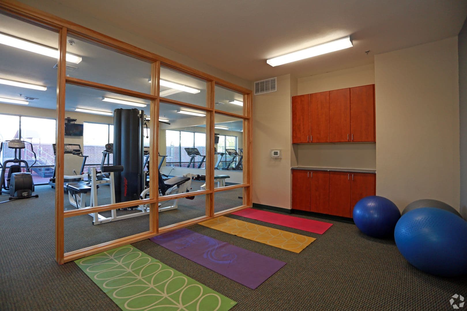 Englewood Apartment: 9783 Pyramid Ct