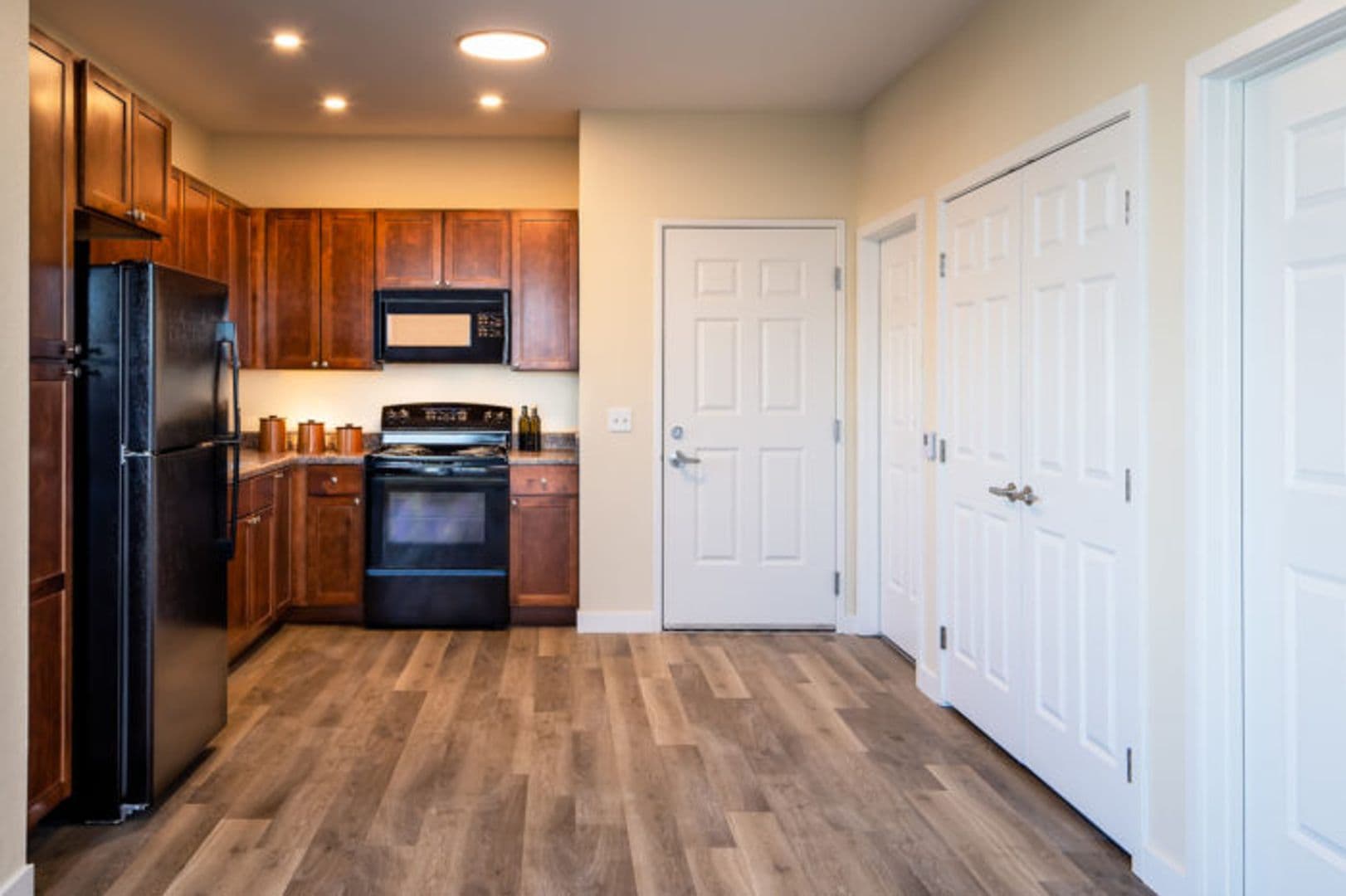 Denver Apartment: 9020 E. Northfield Blvd