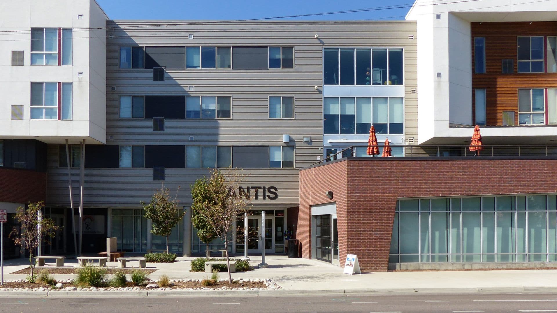 Denver Apartment: 420 W. Cedar Ave