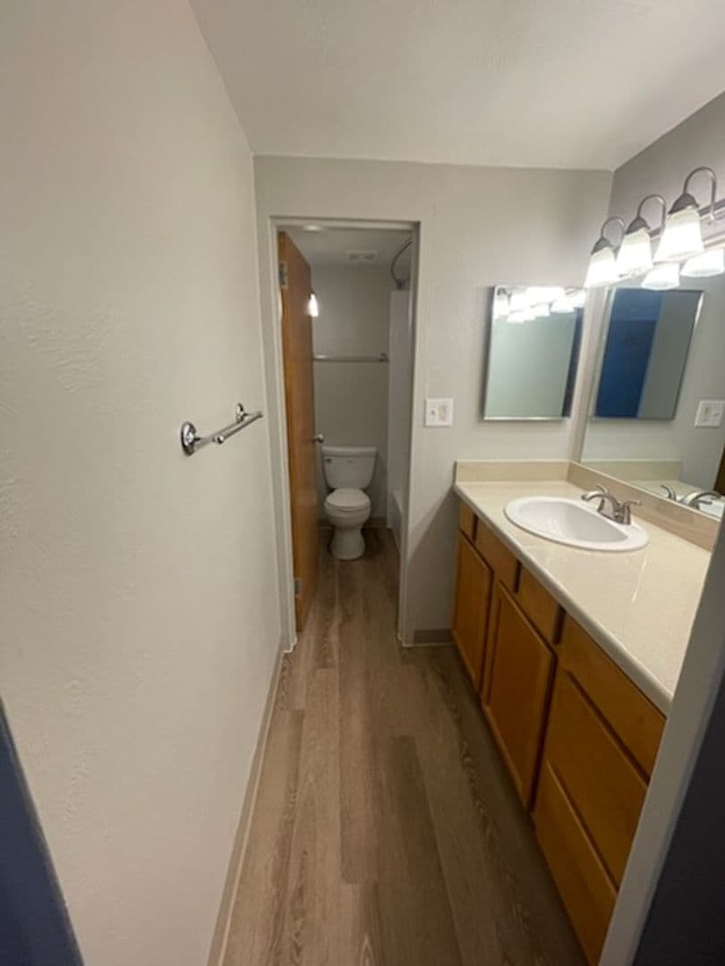 Englewood Apartment: 3595 S. Washington St