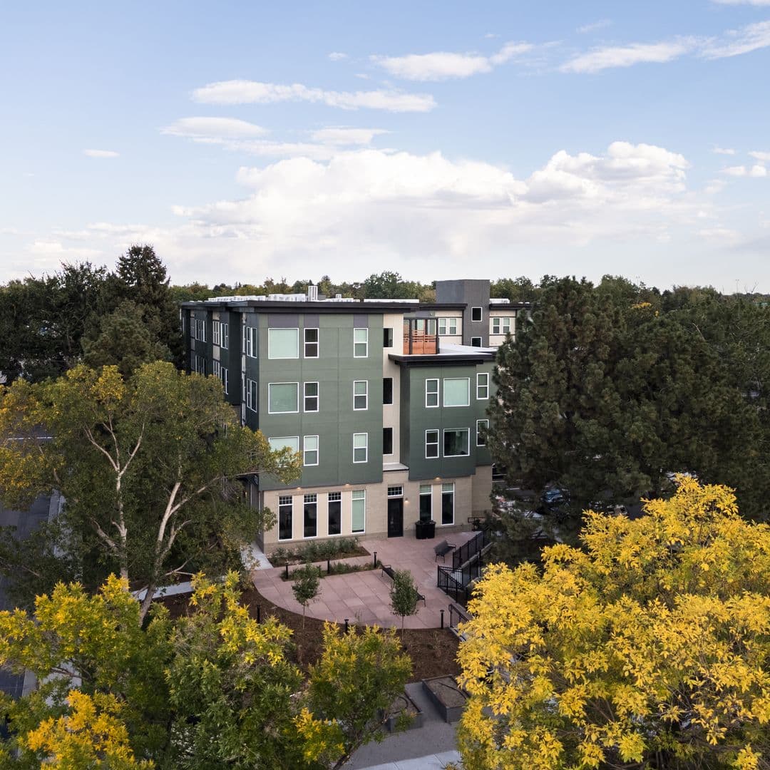 Denver Apartment: 4750 E. Iliff Ave