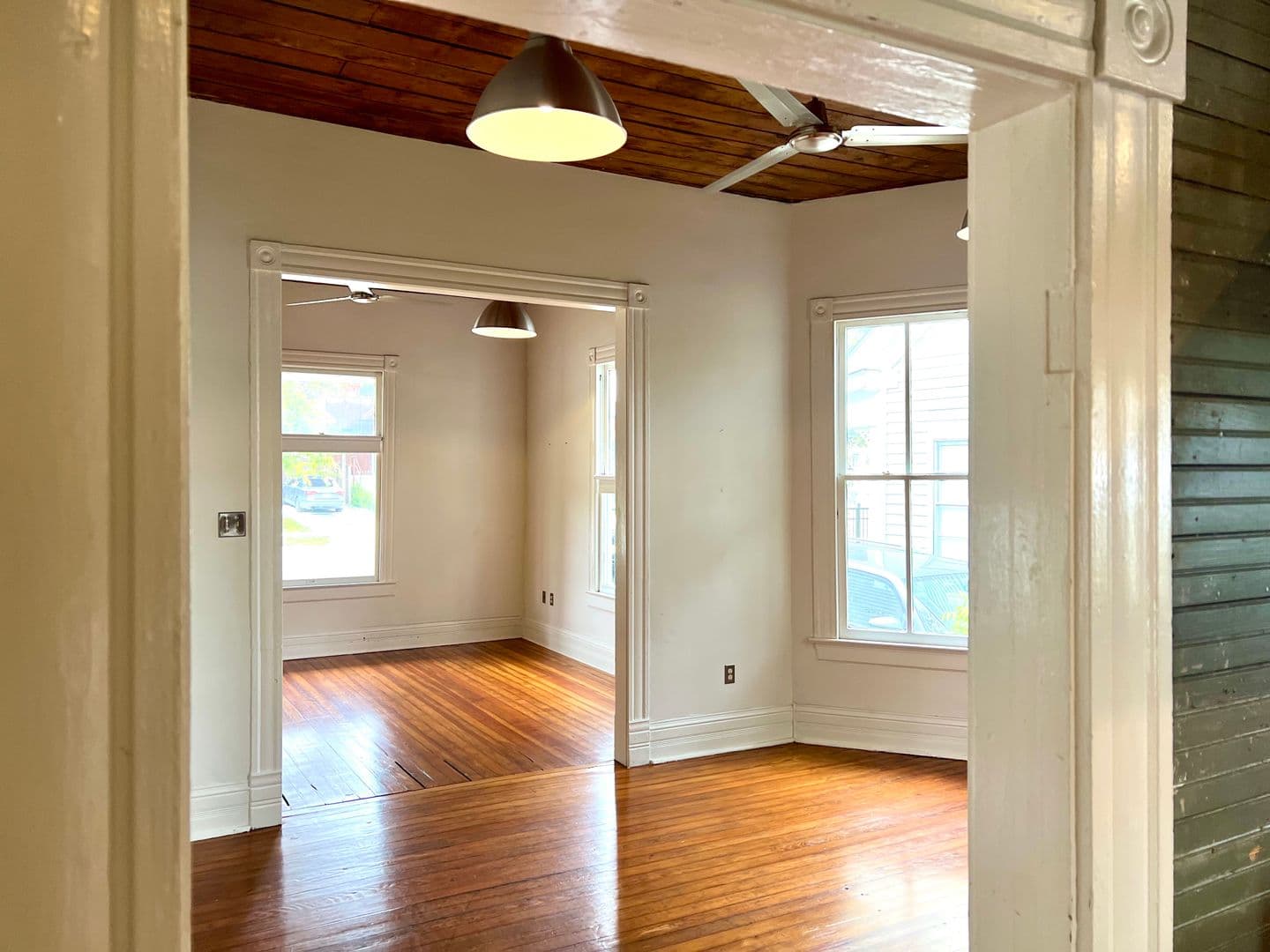 San Antonio House: 902 N. Pine St.