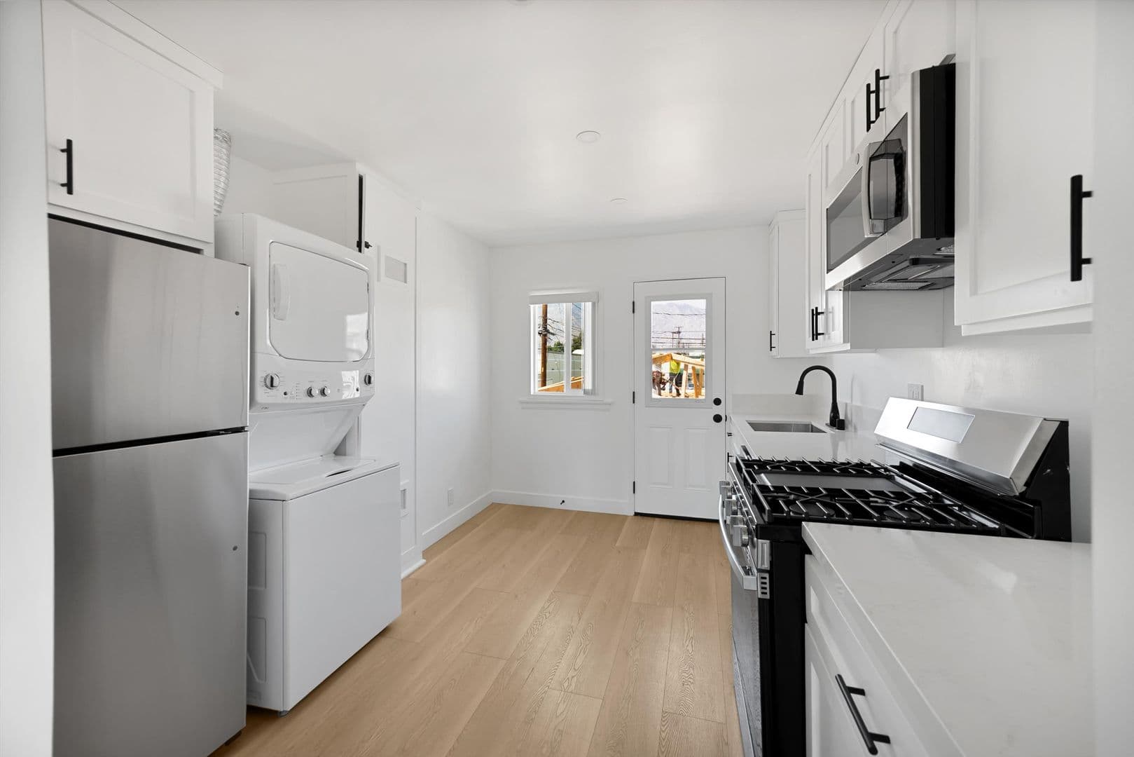 Arcadia Apartment: 15 Christina Street