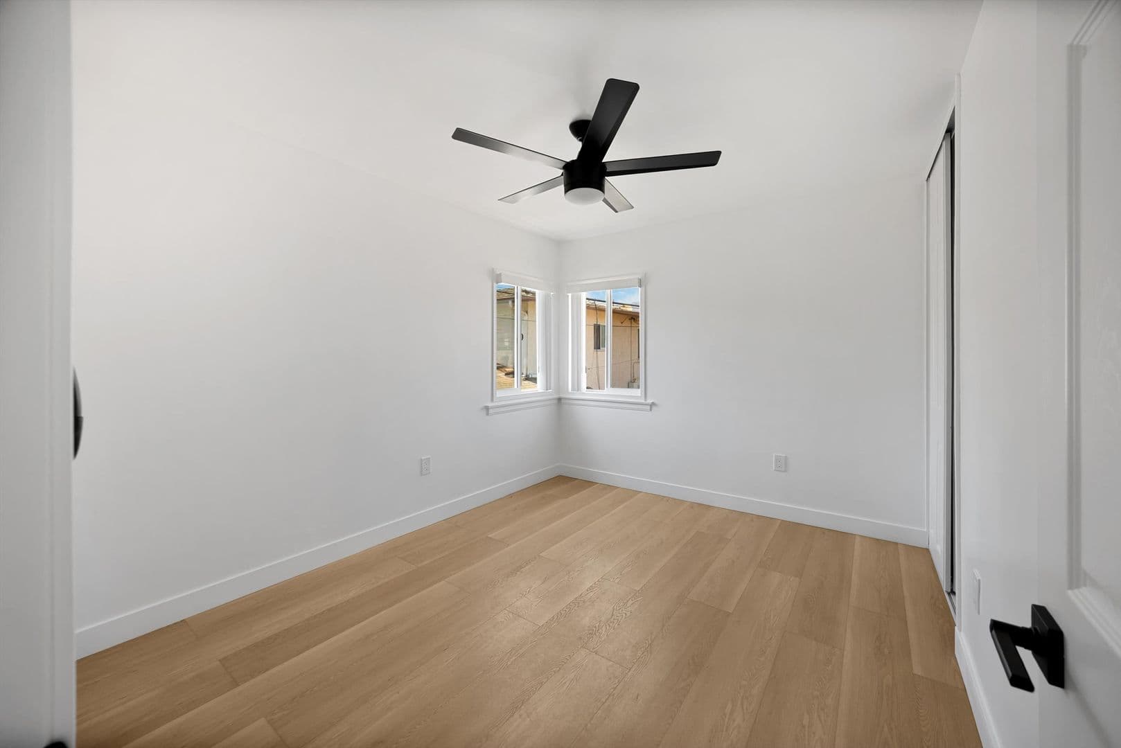 Arcadia Apartment: 15 Christina Street