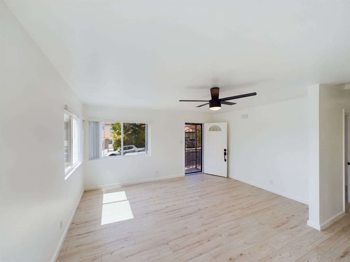 San Diego Apartment: 6715-6717 N Elman St