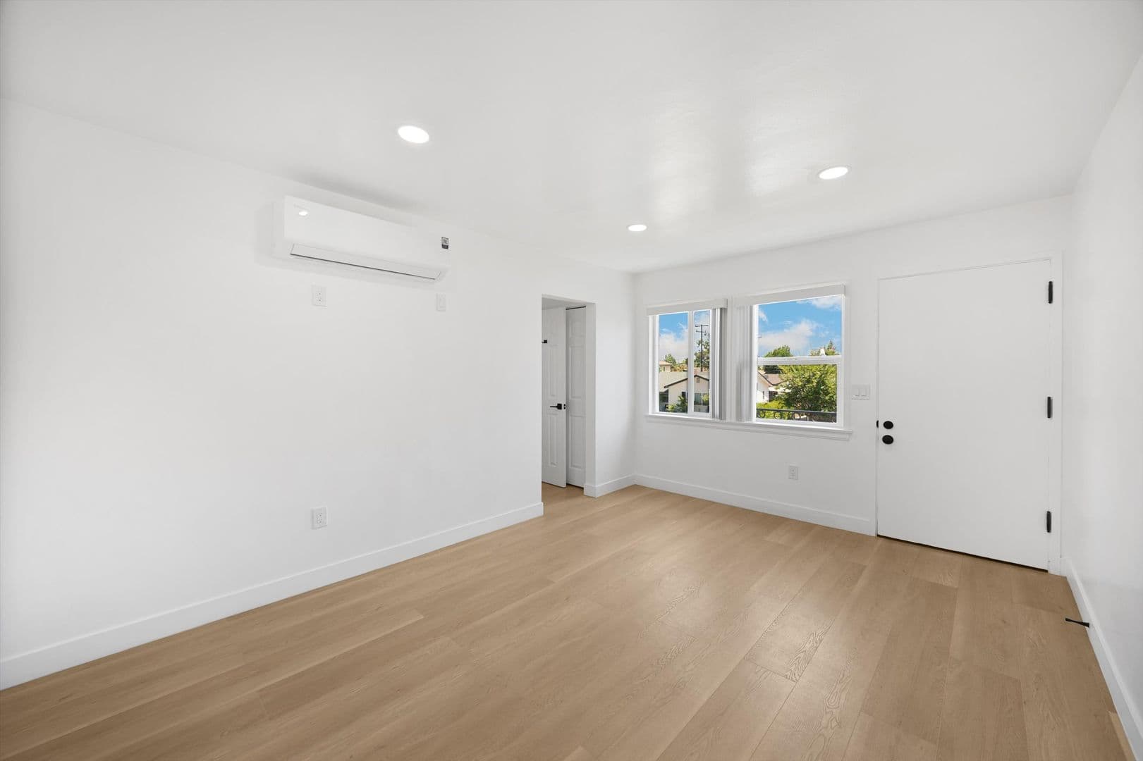 Arcadia Apartment: 15 Christina Street