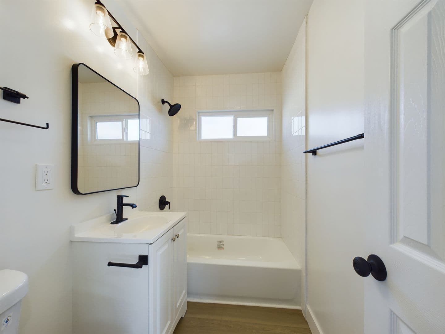 San Diego Apartment: 5603 Alleghany St