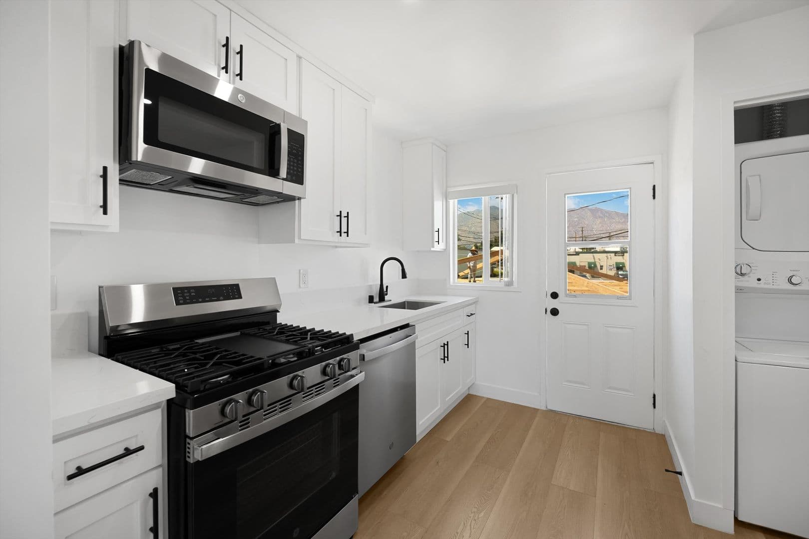 Arcadia Apartment: 15 Christina Street