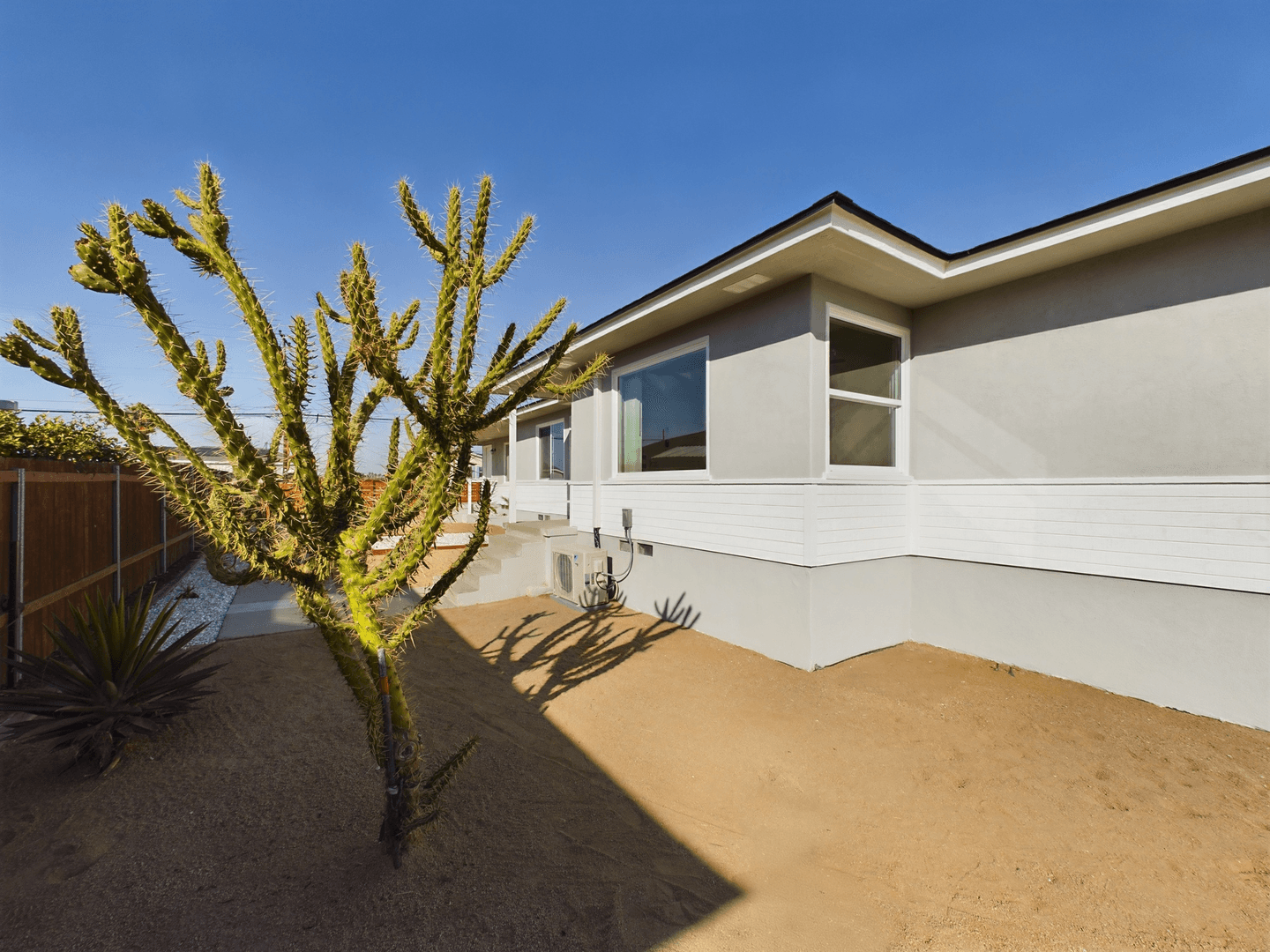 San Diego Apartment: 5603 Alleghany St