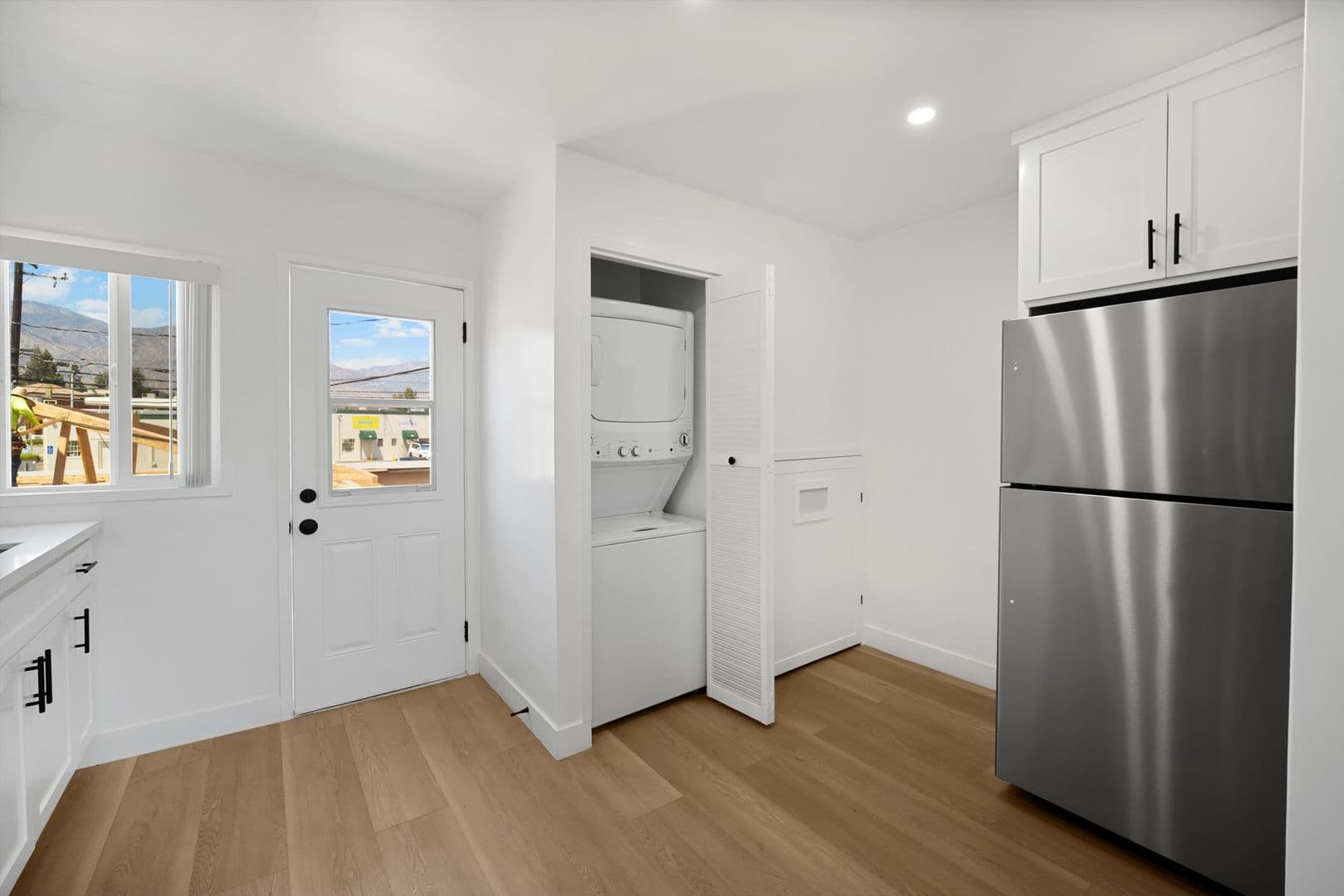 Arcadia Apartment: 15 Christina Street